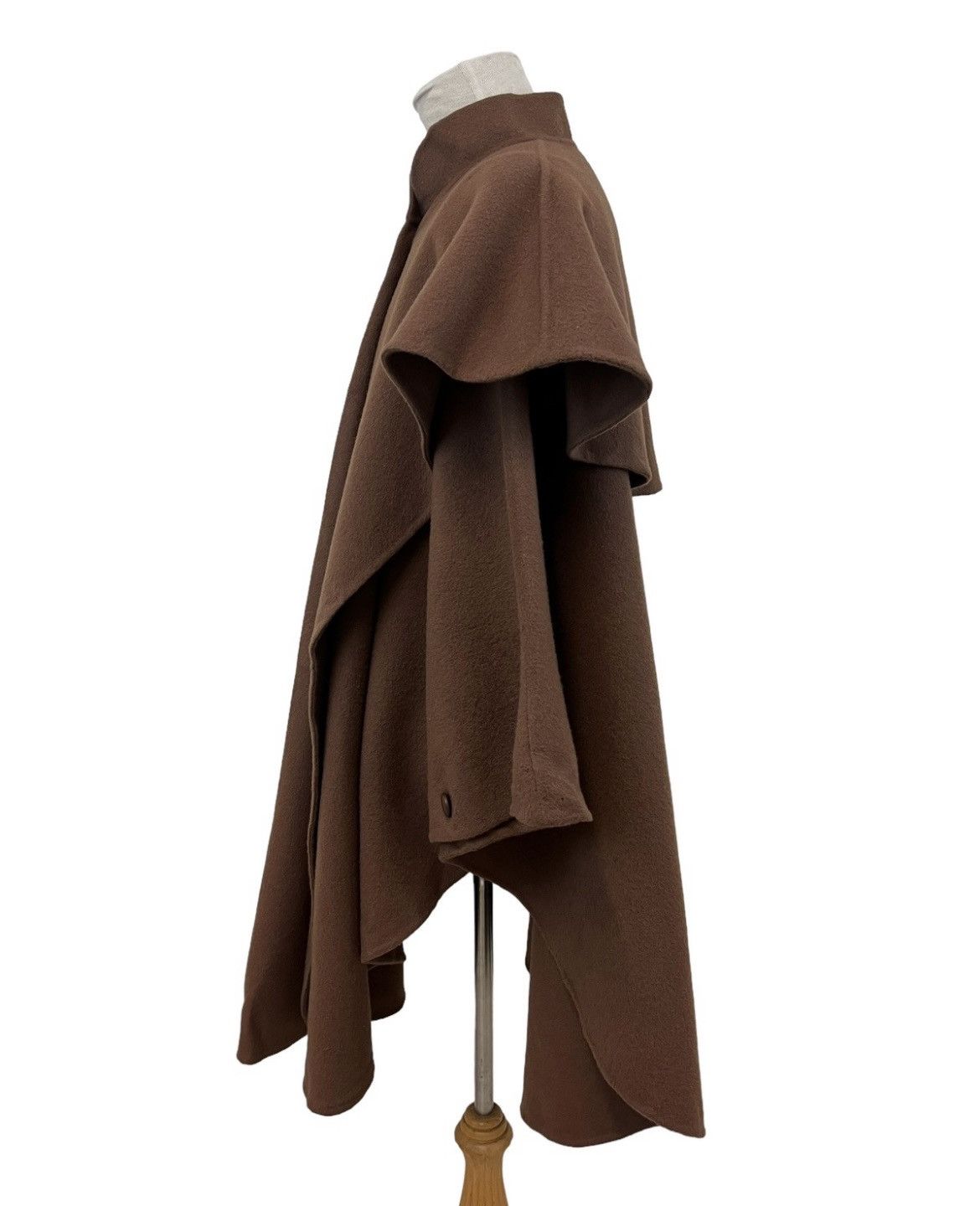 Cloak Wealthy Royal Mayor Soleil Cloaks Size US M / EU 48-50 / 2 - 5 Thumbnail