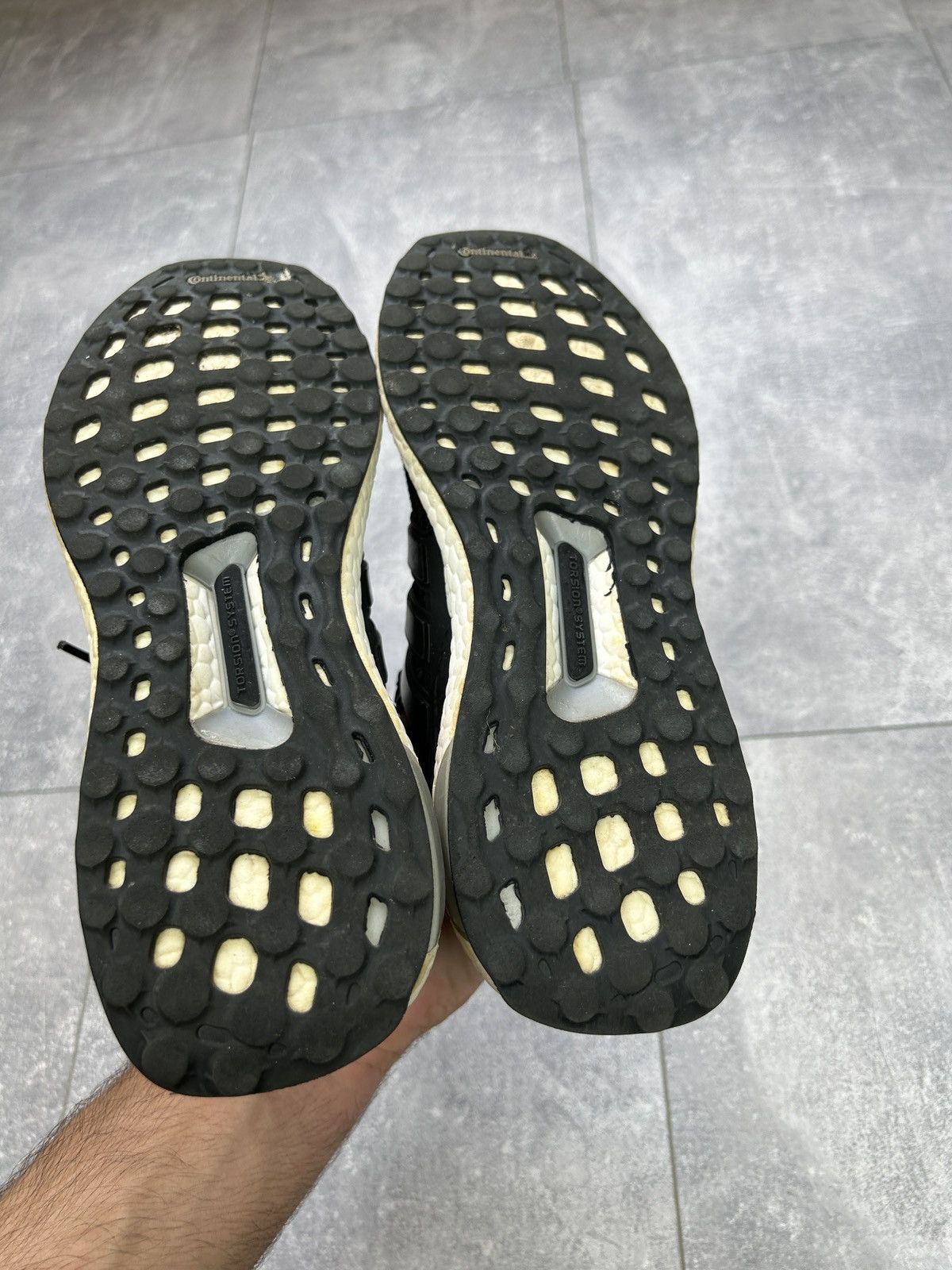 Adidas Women’s Adidas Ultra Boost 4.0 Sneakers running size 39 y2k Size US 9 / IT 39 - 15 Thumbnail