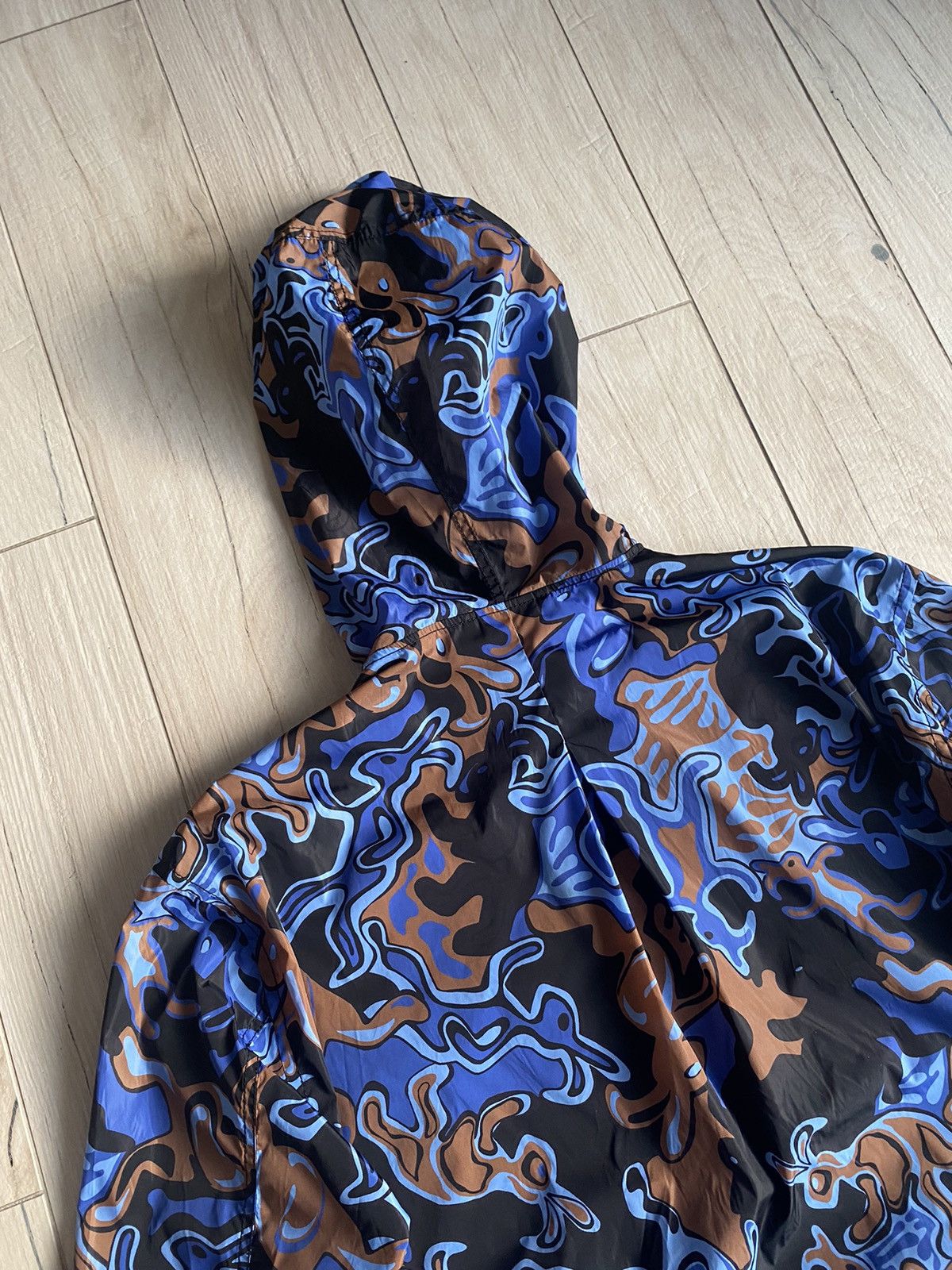 Marni SS19 Marni Dance Bunny All Over Printed Raincoat Size US M / EU 48-50 / 2 - 15 Thumbnail