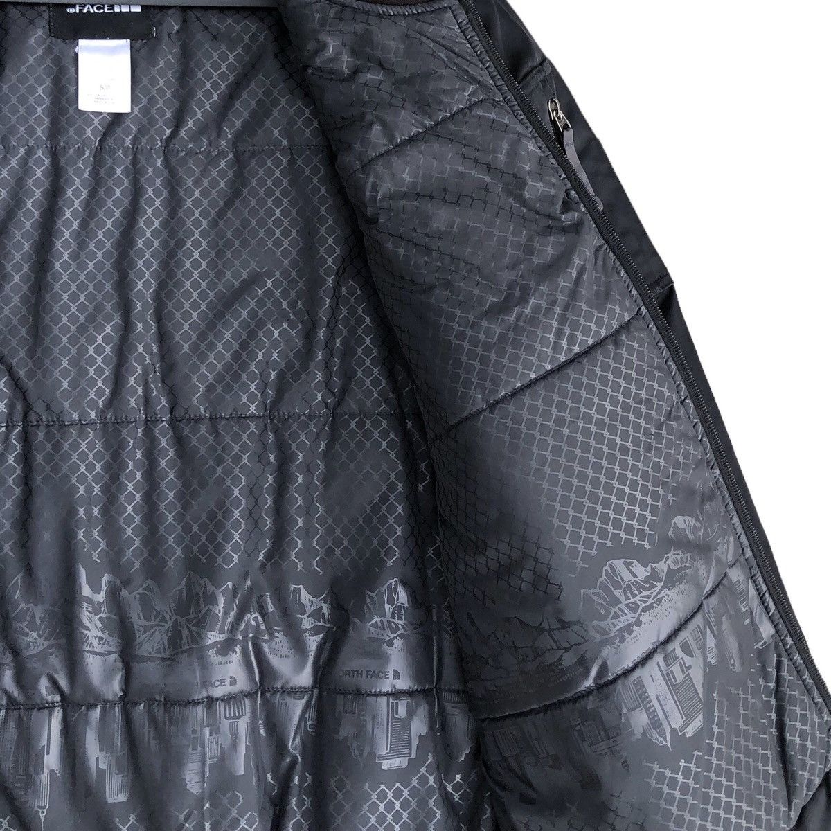 The North Face The North Face MA-1 NY01470 Bomber Jacket Size US S / EU 44-46 / 1 - 12 Thumbnail