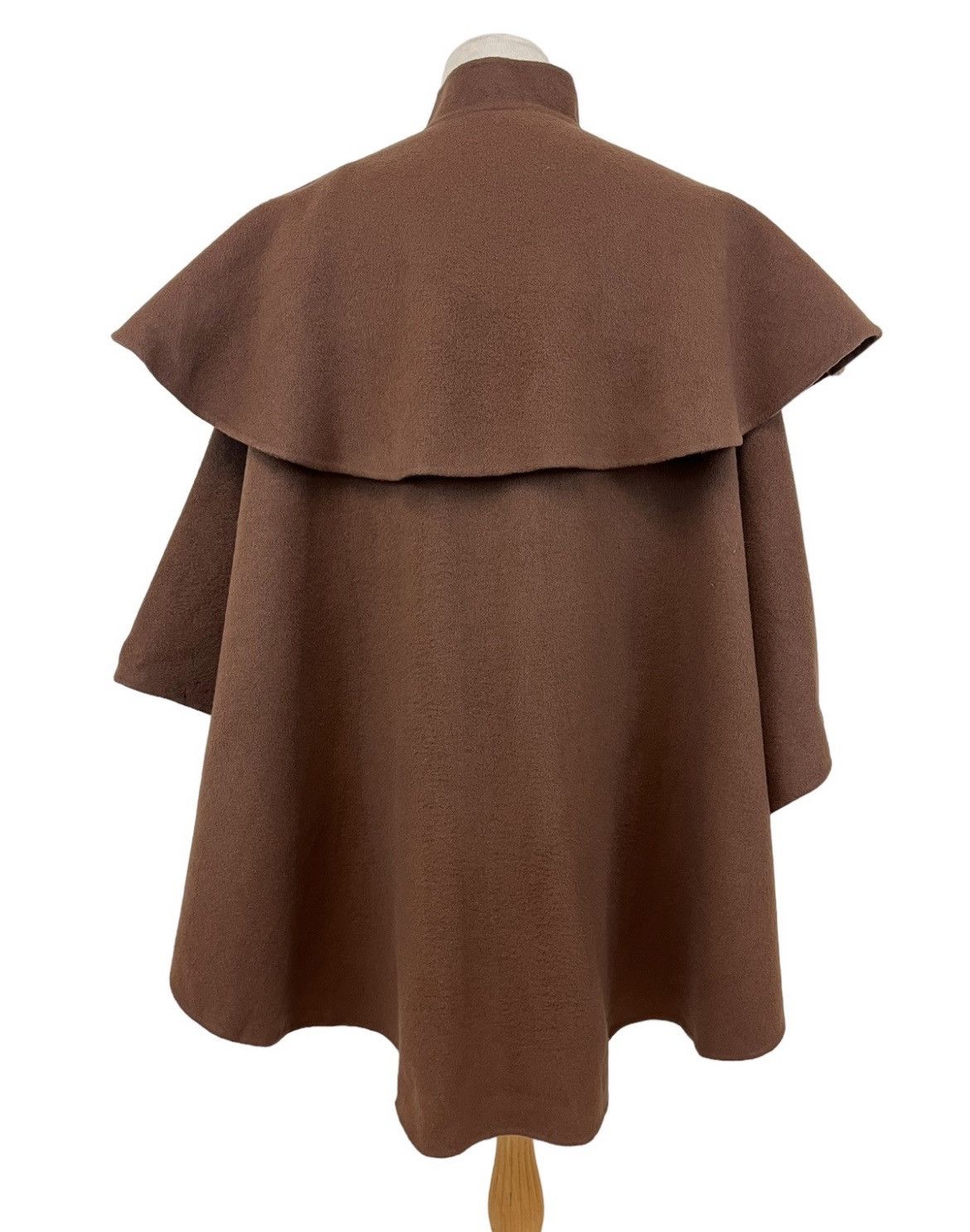 Cloak Wealthy Royal Mayor Soleil Cloaks Size US M / EU 48-50 / 2 - 3 Thumbnail