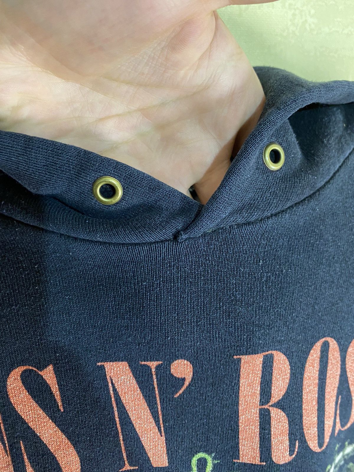 Band Tees × Guns N' Roses × Vintage Vintage Guns n Roses Distressed Sweatshirt Hoodie Size US XS / EU 42 / 0 - 8 Thumbnail