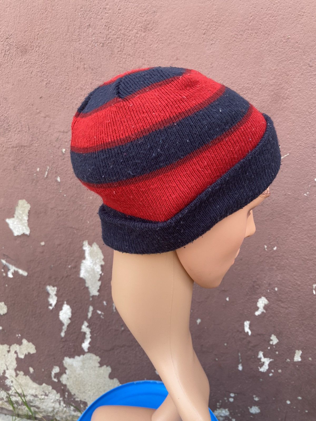 Nike Nike Stripe Center Logo Beanie Hat Size ONE SIZE - 4 Thumbnail