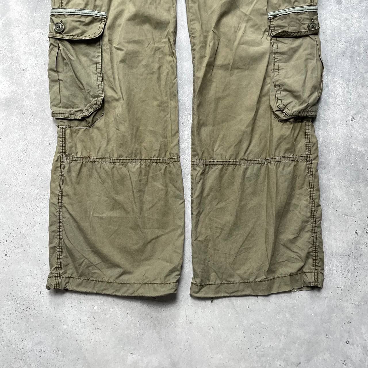 Japanese Brand Vintage H&M Y2K Straight Fit Cargo Pants Women’s Beige Size 34" / US 12 / IT 48 - 16 Thumbnail
