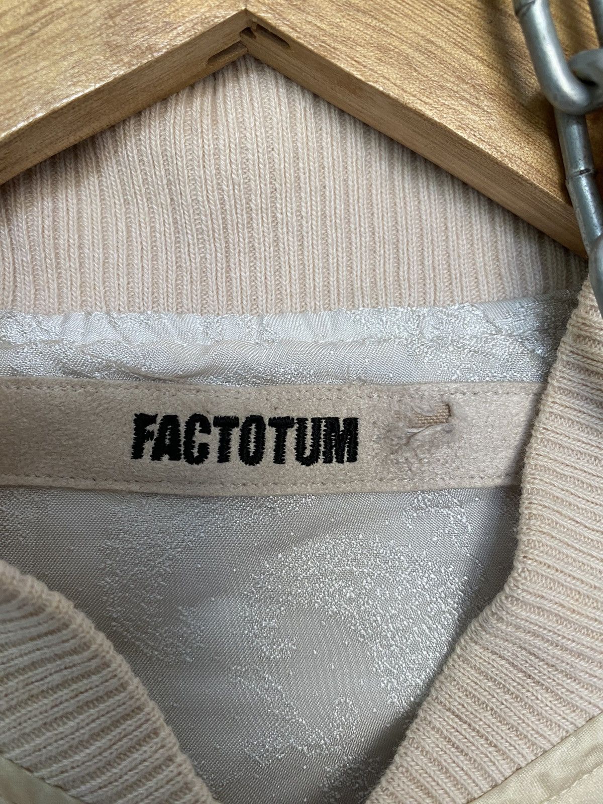 FACTOTUM Vtg Eagle embroidered sukajan Jacket Size US XS / EU 42 / 0 - 15 Thumbnail