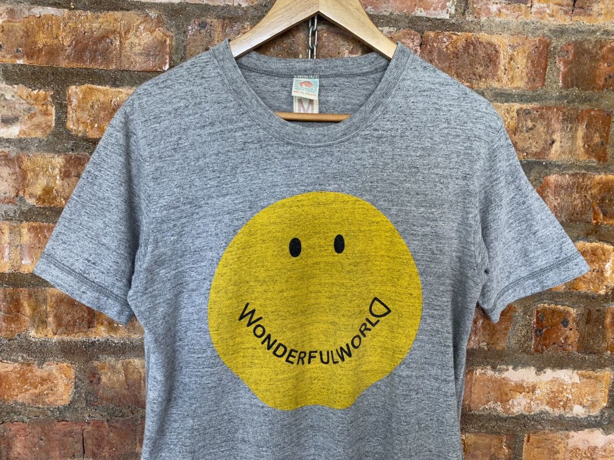 BRU NA BOINNE Smile Emoji Wonderful world tee Size US S / EU 44-46 / 1 - 3 Thumbnail