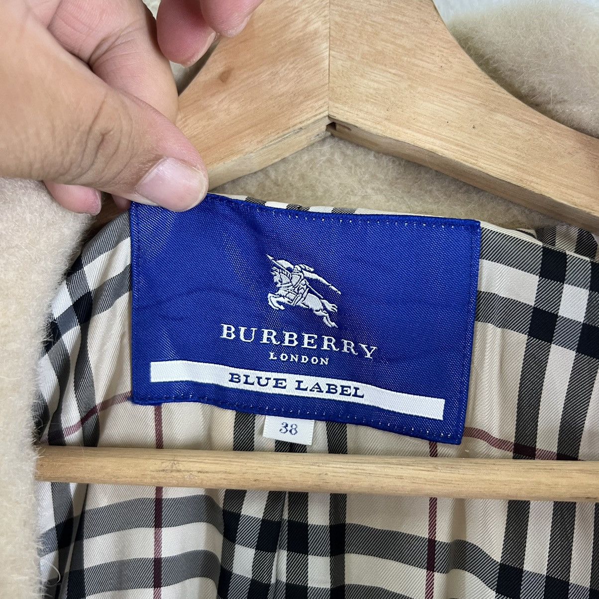 Burberry VINTAGE BURBERRY LONDON BLUE LABEL JACKET MINK FUR COLLAR Size XS / US 0-2 / IT 36-38 - 12 Thumbnail