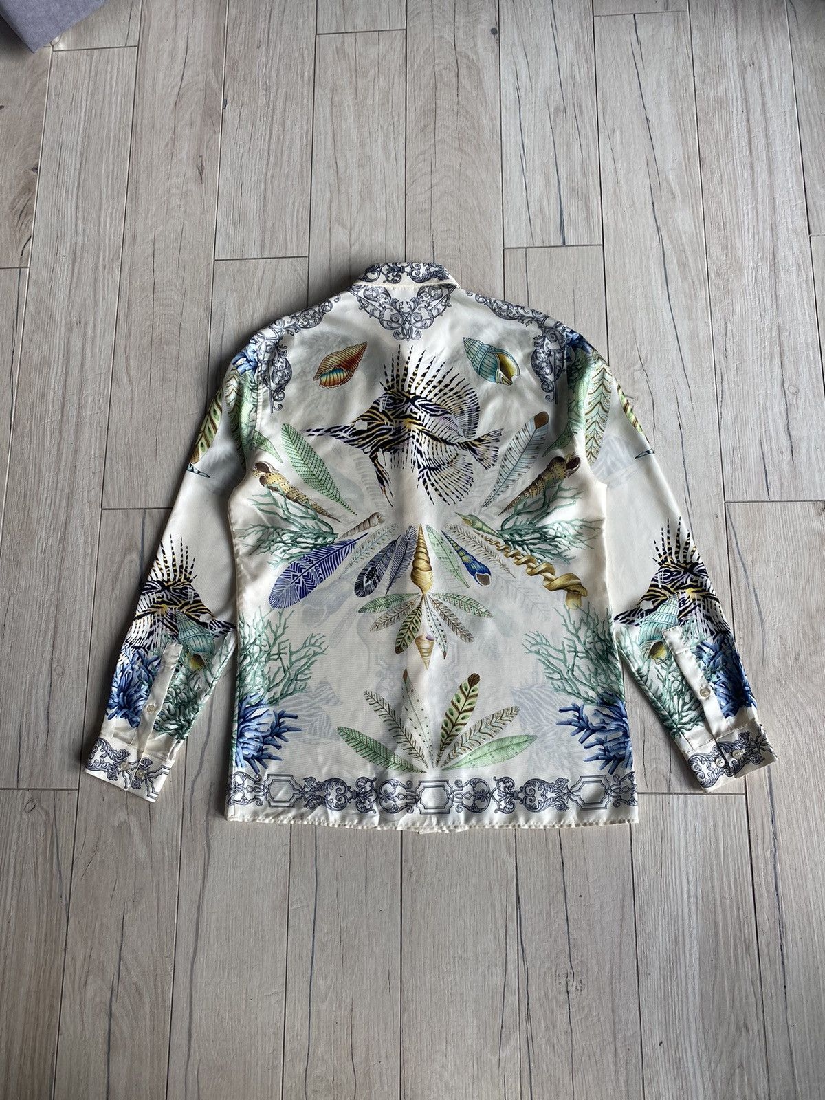 Versace Versace Abstract All Over Printed Silk Button Up Shirt Size US L / EU 52-54 / 3 - 11 Thumbnail