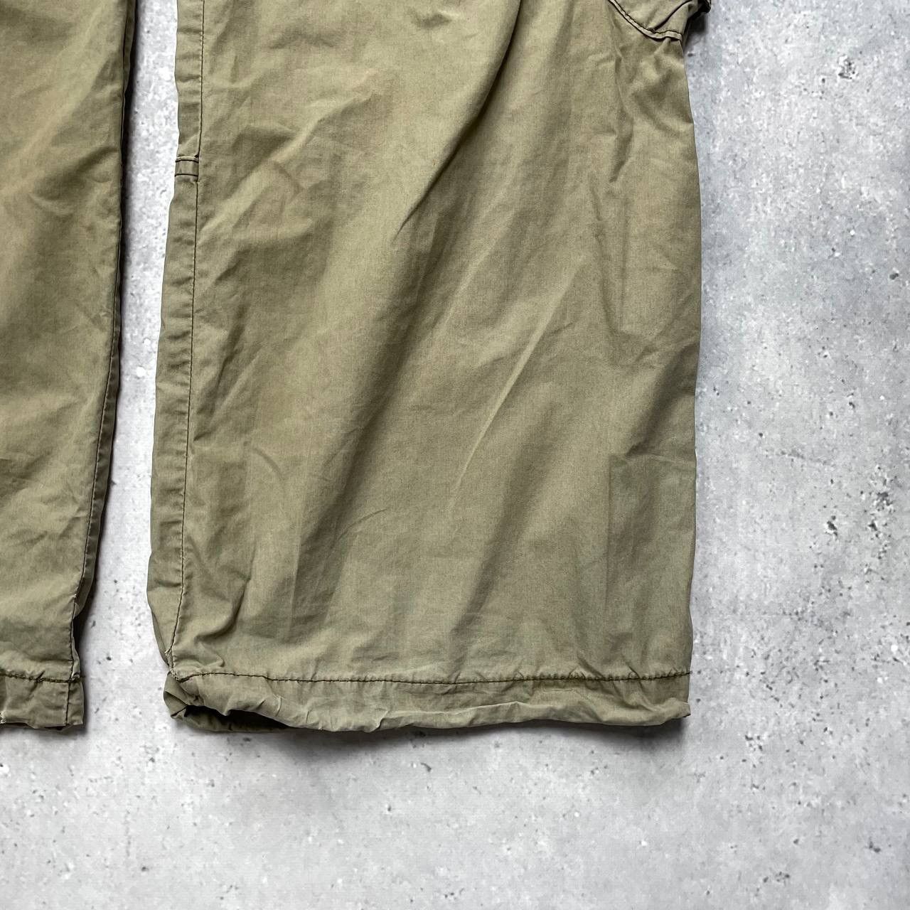 Japanese Brand Vintage H&M Y2K Straight Fit Cargo Pants Women’s Beige Size 34" / US 12 / IT 48 - 23 Thumbnail