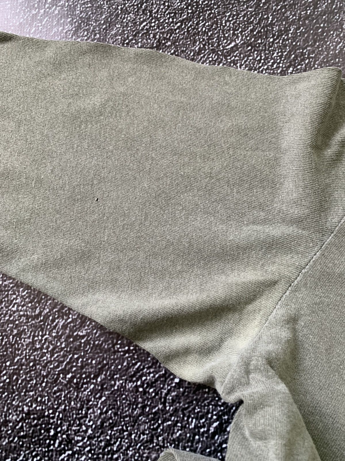 Diesel Vintage y2k diesel distressed Grey t-shirt hype 00s grails Size US L / EU 52-54 / 3 - 7 Thumbnail
