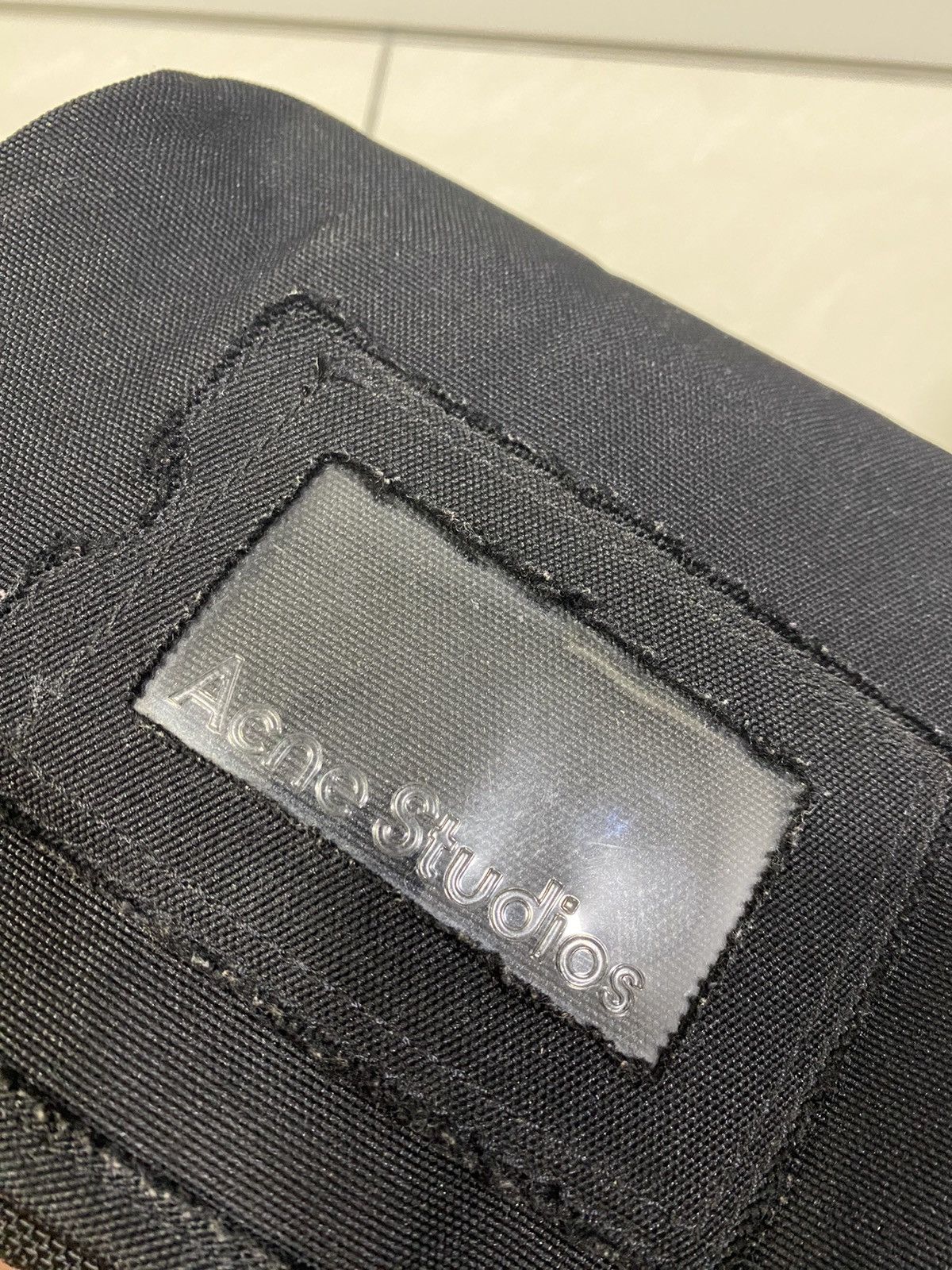 Acne Studios Acne Studios Black Midi Messenger Bag Size ONE SIZE - 12 Thumbnail