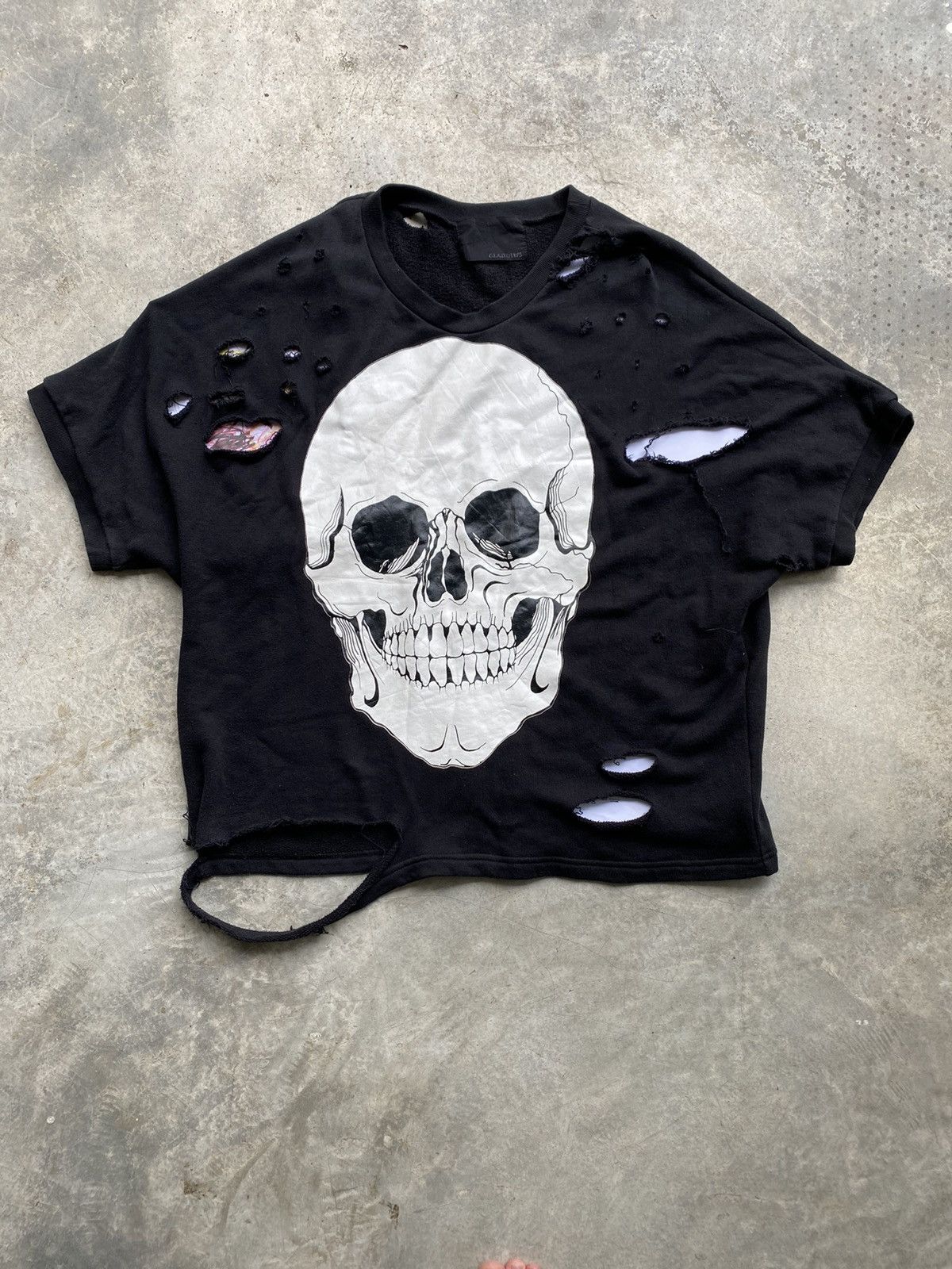 Japanese Brand GLAD NEWS Japan Skull distressed destroy oversize Size US L / EU 52-54 / 3 - 2 Thumbnail