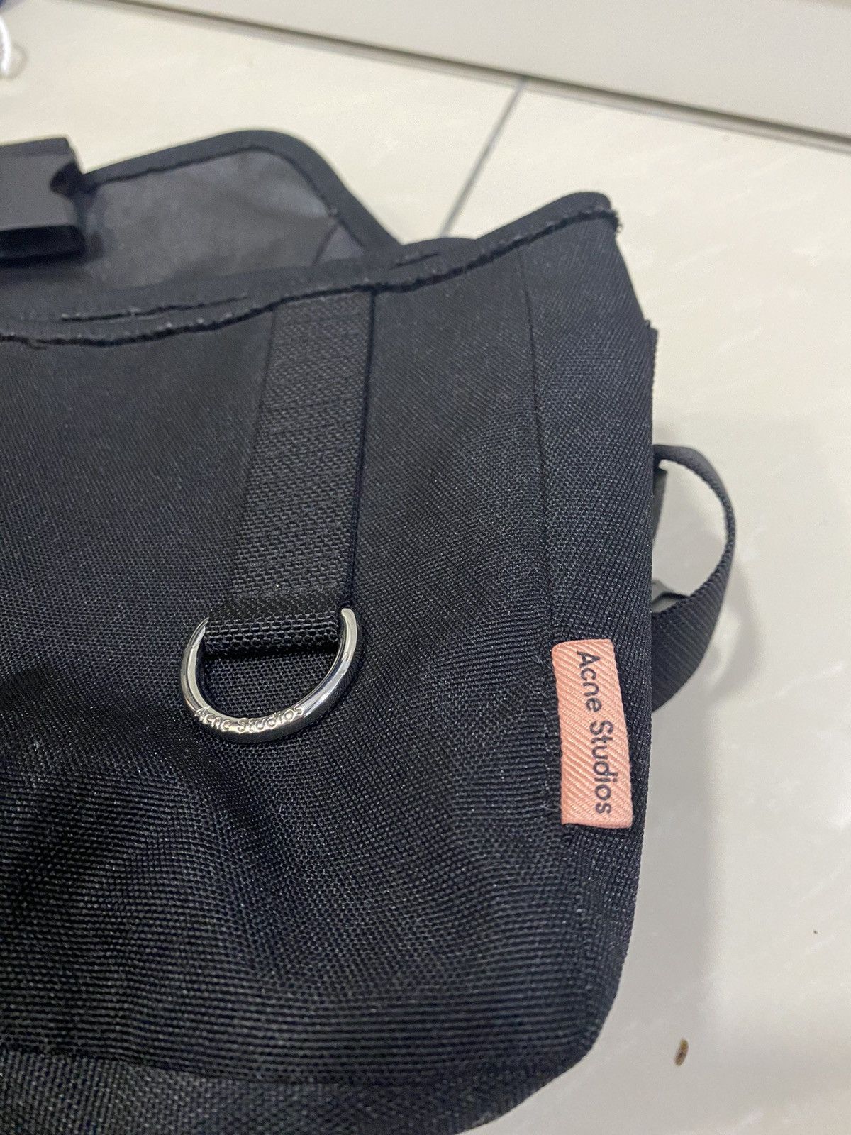 Acne Studios Acne Studios Black Midi Messenger Bag Size ONE SIZE - 9 Thumbnail