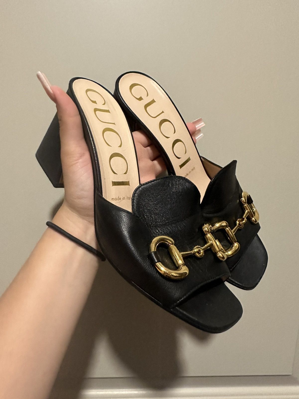 Gucci WOMEN'S SLIDE SANDAL WITH HORSEBIT Size US 7.5 / IT 37.5 - 1 Thumbnail