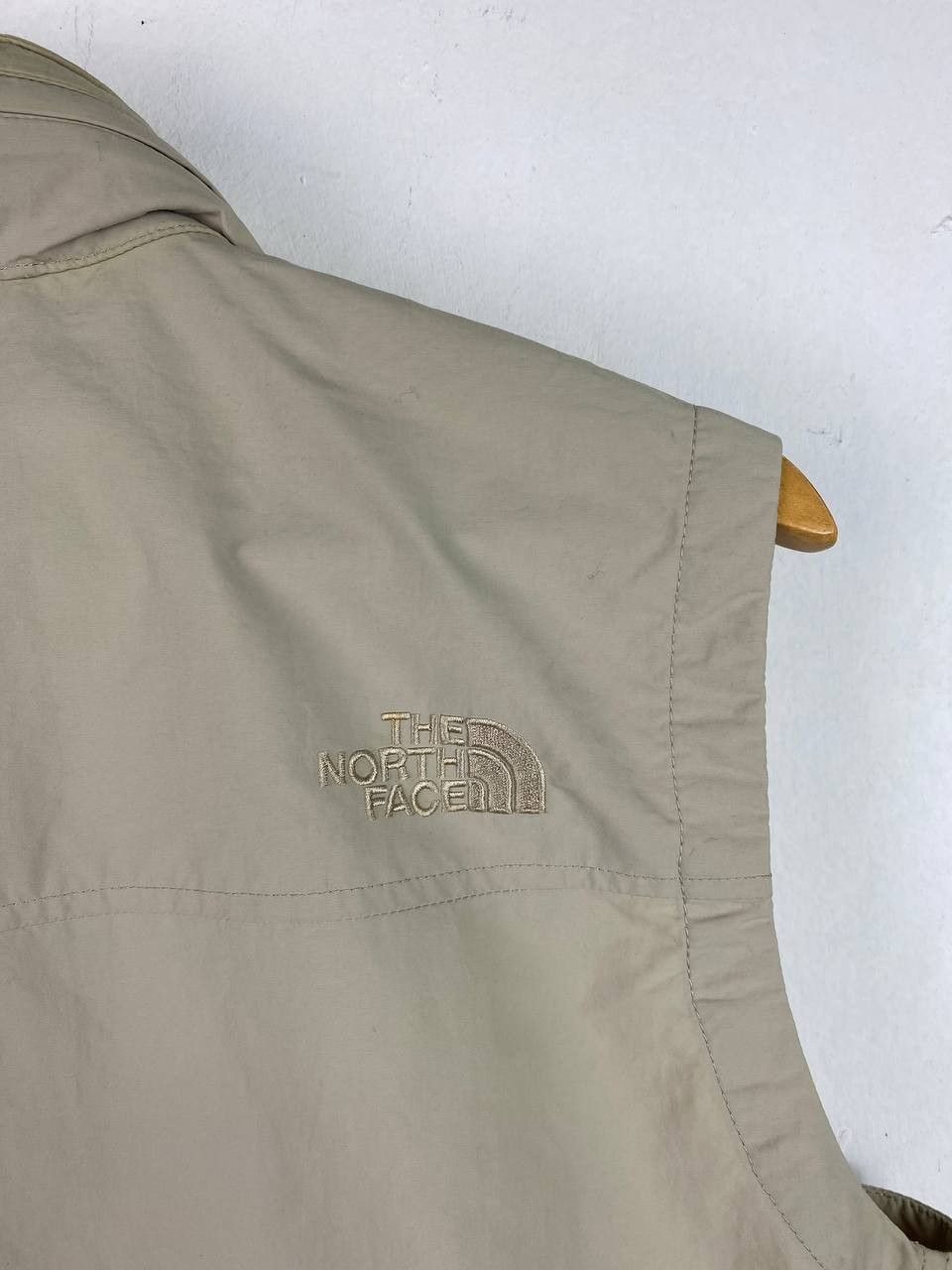 The North Face The North Face nylon Vest Sleeveless nice design Size US M / EU 48-50 / 2 - 9 Thumbnail