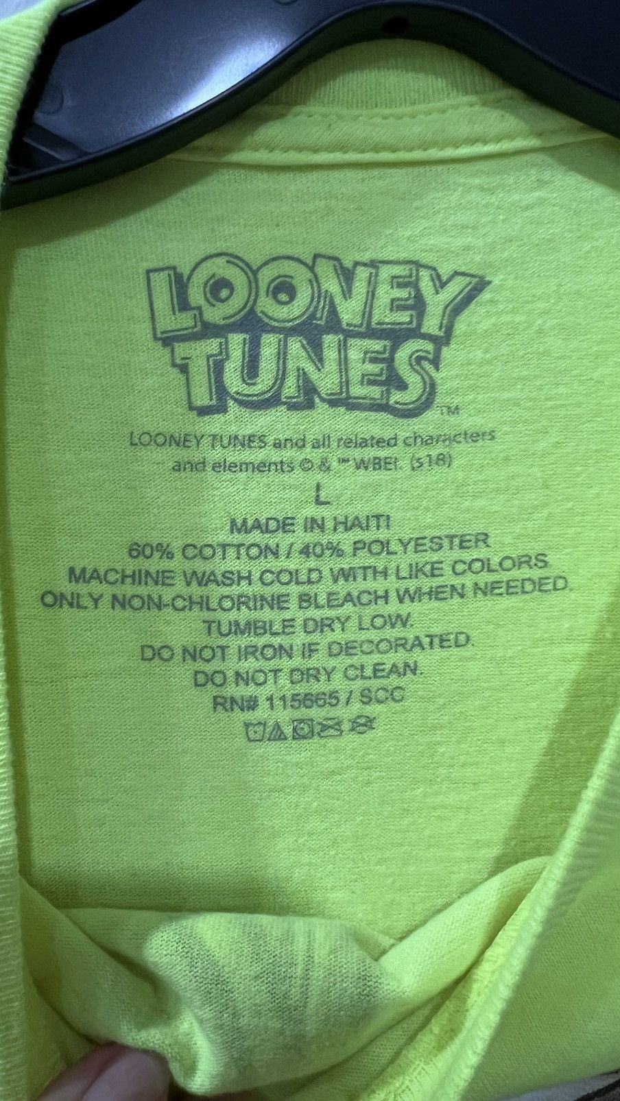 Other Looney Tunes “Kickin’ it Old School” size Large Size US L / EU 52-54 / 3 - 2 Thumbnail