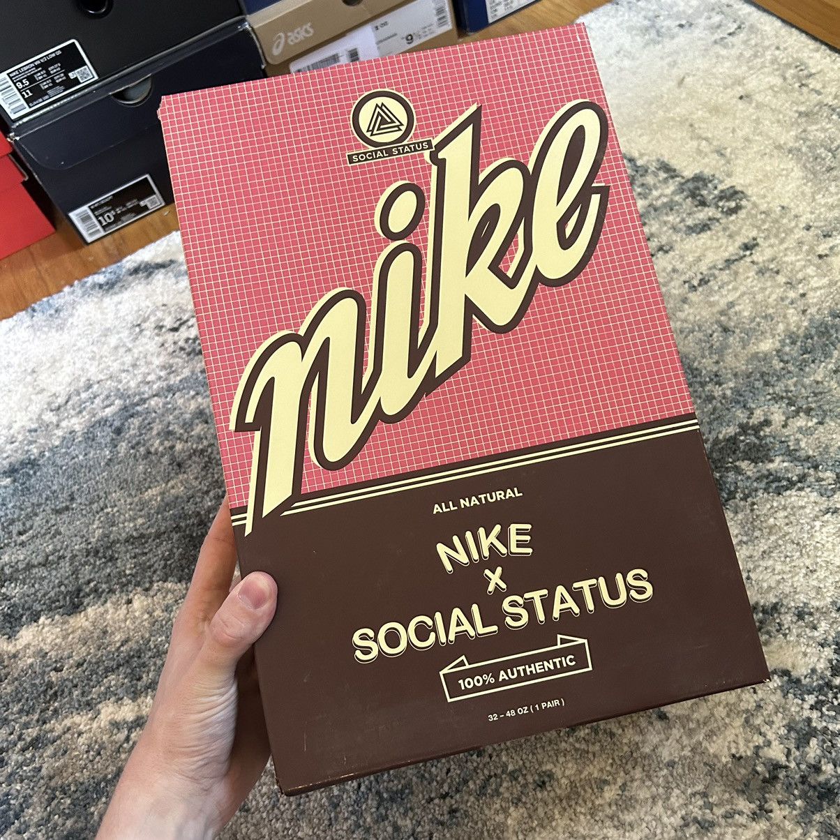 Nike × Social Status SOCiAL STATUS FREE LUNCH CHOCOLATE MiLK DUNK MiD CHUNKY NSW Size US 9.5 / EU 42-43 - 14 Thumbnail