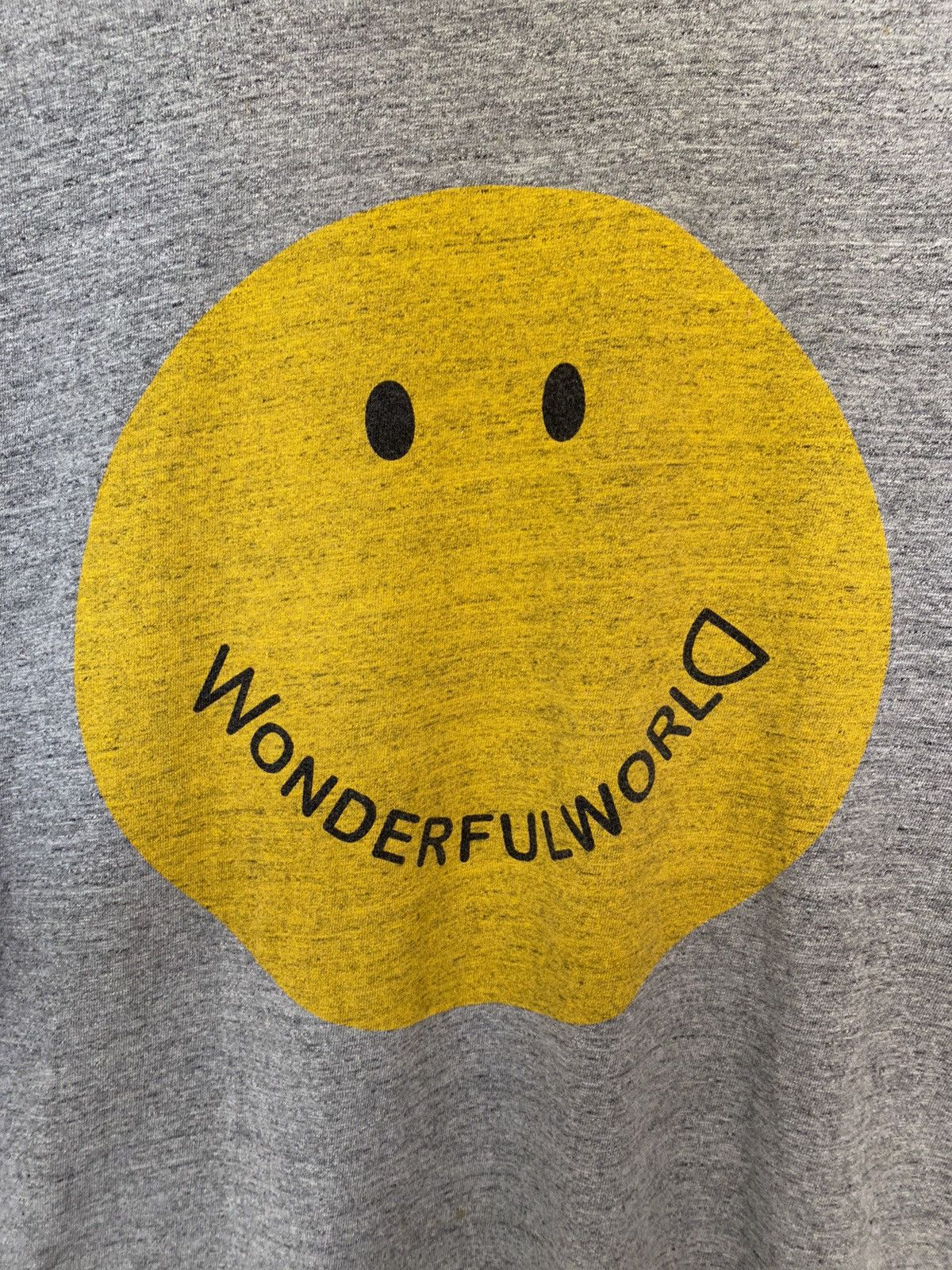 BRU NA BOINNE Smile Emoji Wonderful world tee Size US S / EU 44-46 / 1 - 4 Thumbnail