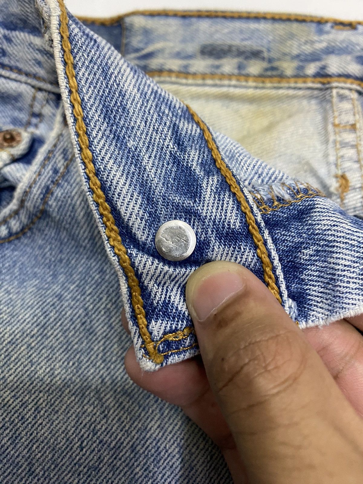 Levi's MEGA RARE🔥LEVIS 501 DISTRESSED CUSTOM PAINTED DENIM JEANS Size US 32 / EU 48 - 12 Thumbnail