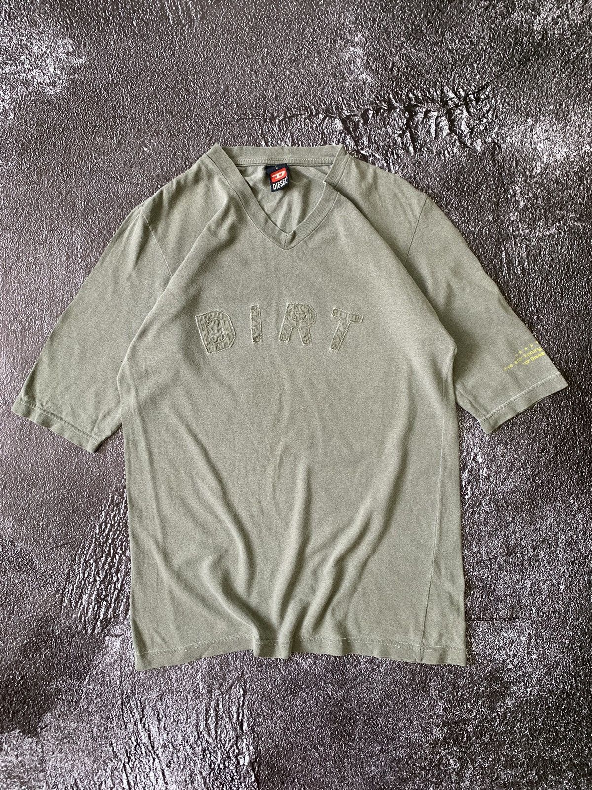 Diesel Vintage y2k diesel distressed Grey t-shirt hype 00s grails Size US L / EU 52-54 / 3 - 1 Thumbnail