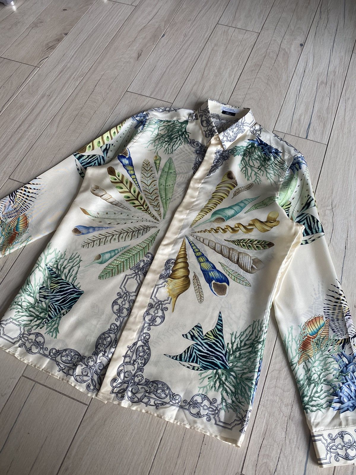 Versace Versace Abstract All Over Printed Silk Button Up Shirt Size US L / EU 52-54 / 3 - 5 Thumbnail