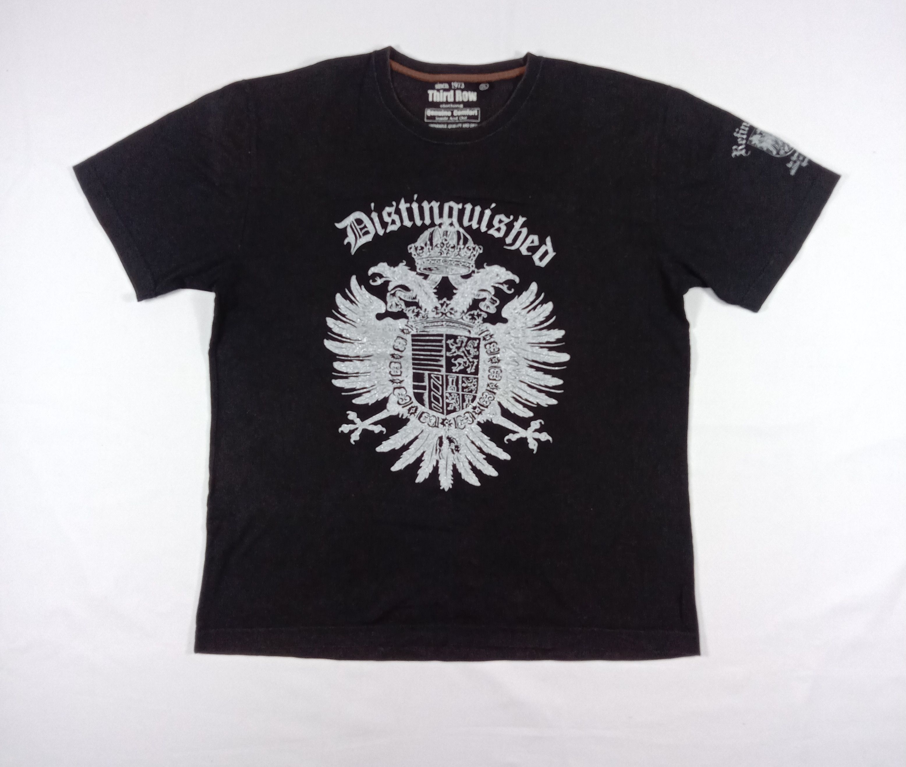 Japanese Brand Vintage Third Row Distinguished T Shirt Size US L / EU 52-54 / 3 - 1 Thumbnail