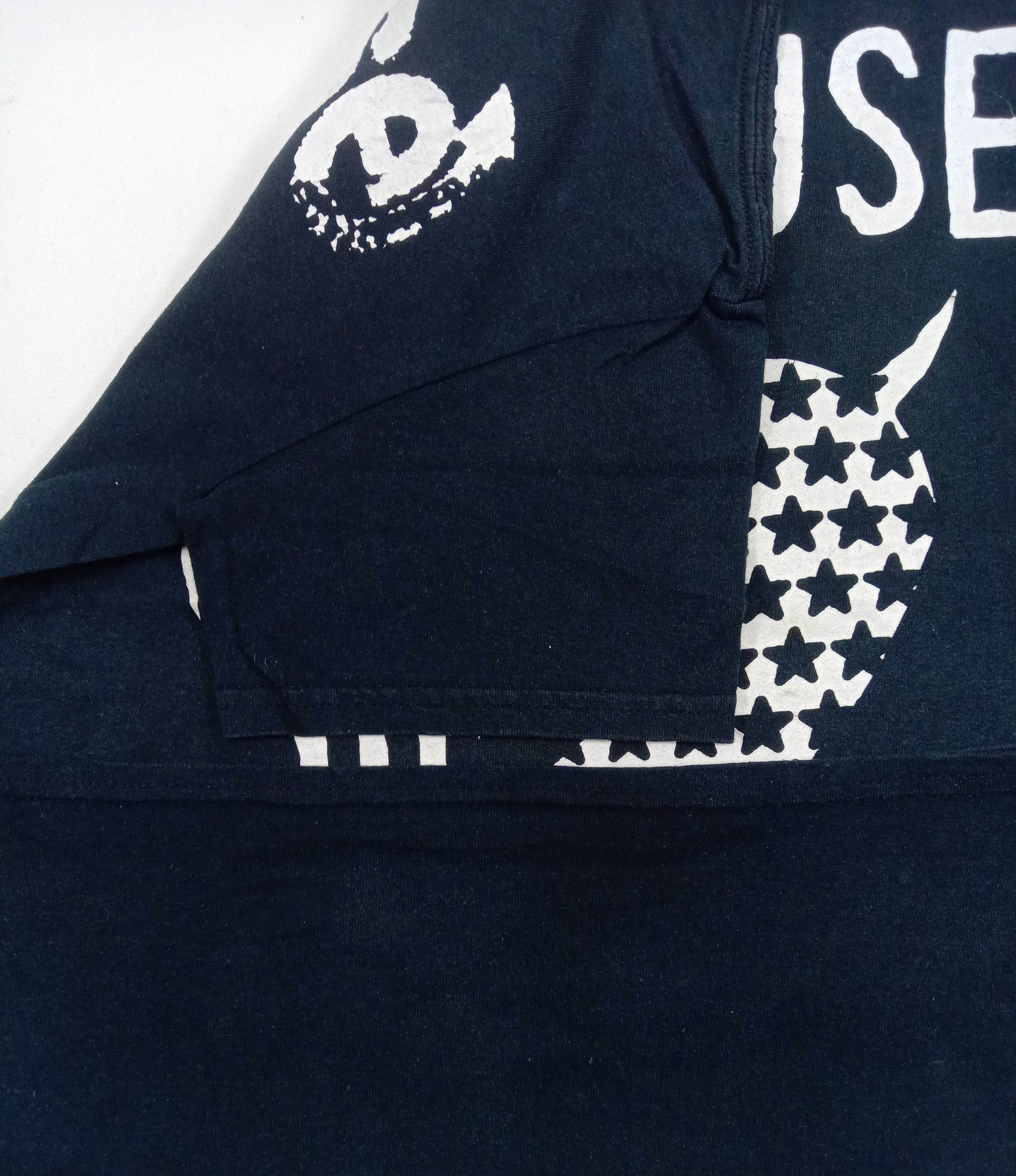 Japanese Brand Vintage Deviluse T Shirt Size US L / EU 52-54 / 3 - 3 Thumbnail