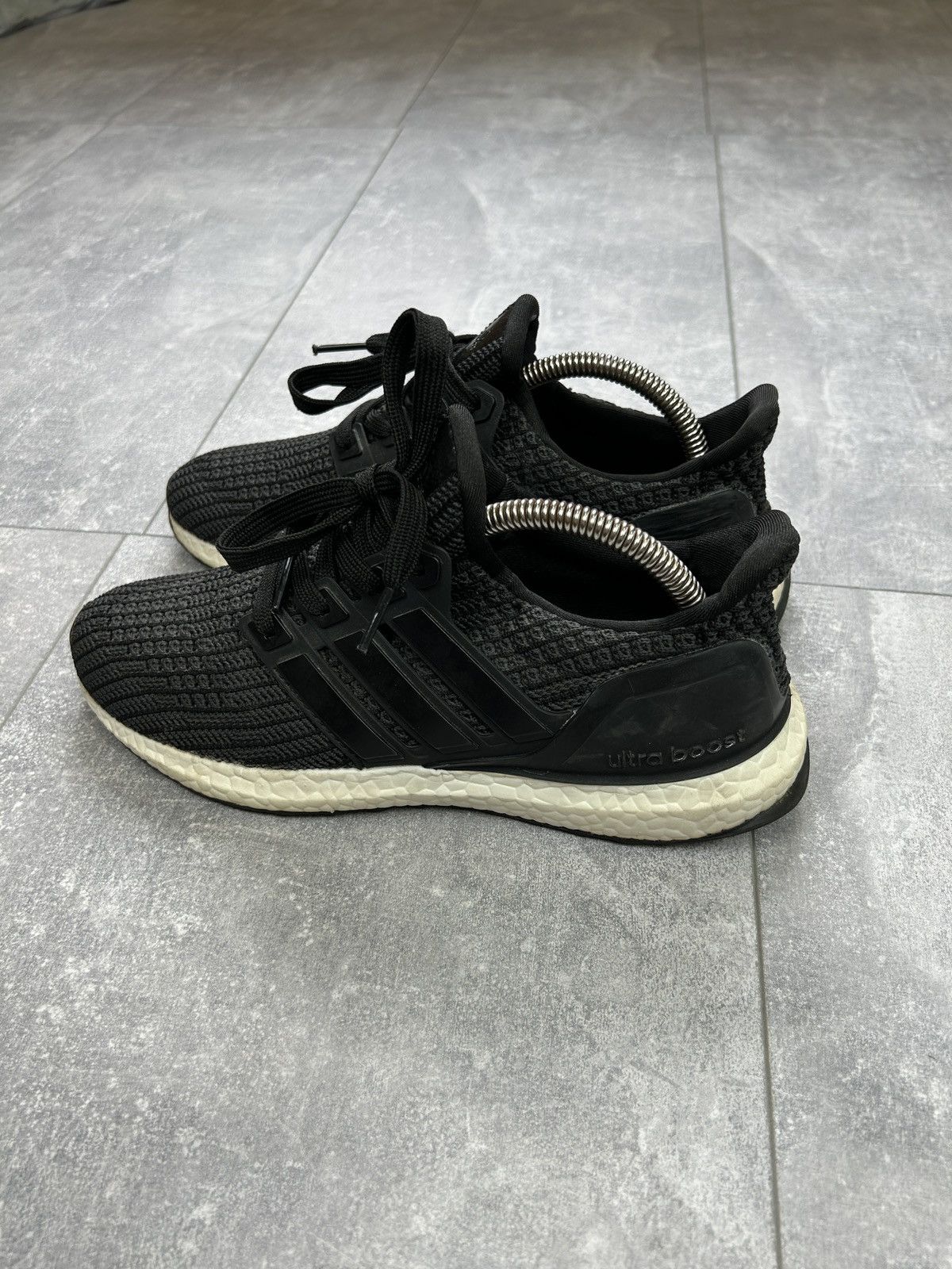Adidas Women’s Adidas Ultra Boost 4.0 Sneakers running size 39 y2k Size US 9 / IT 39 - 10 Thumbnail