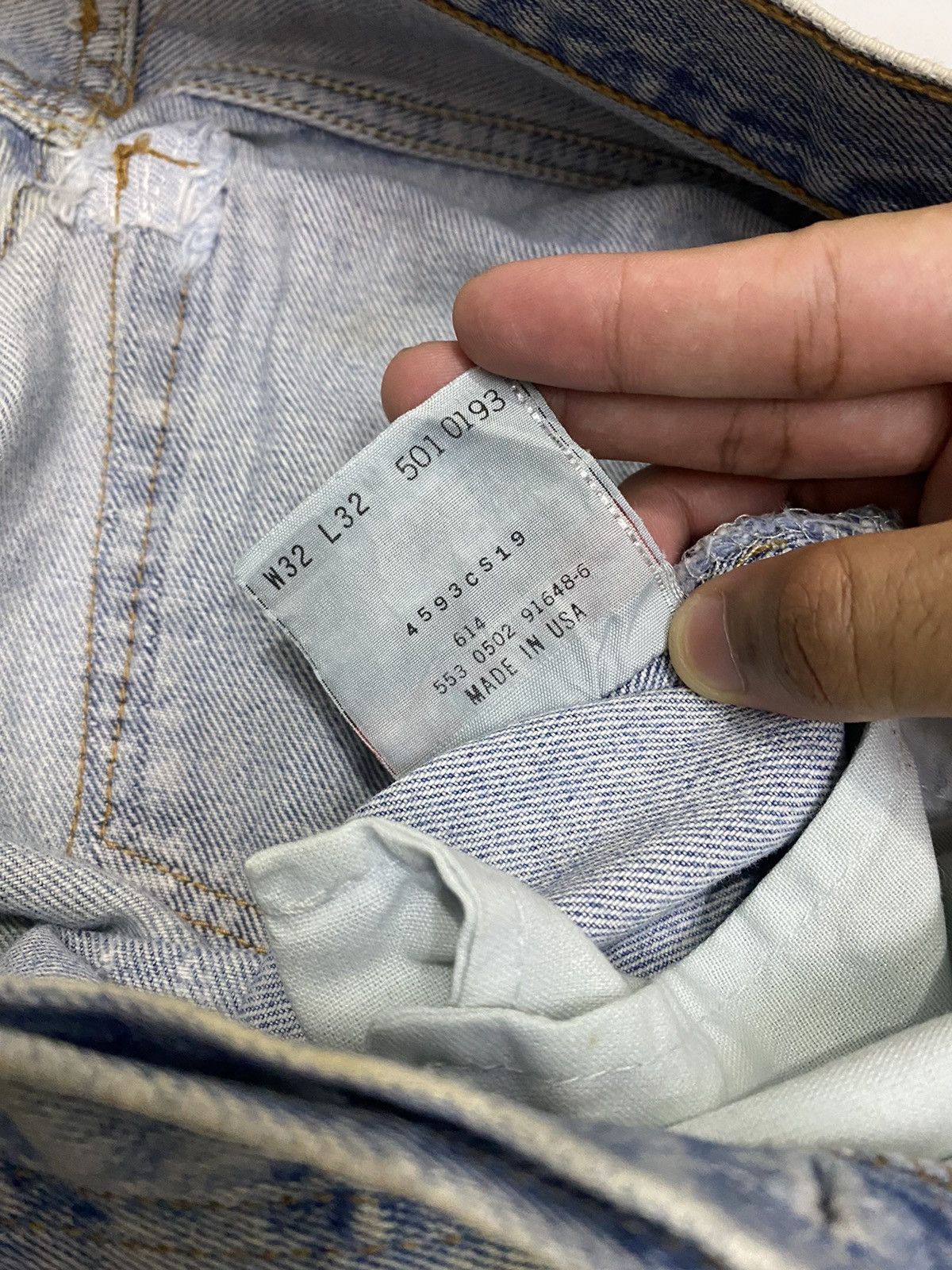 Levi's MEGA RARE🔥LEVIS 501 DISTRESSED CUSTOM PAINTED DENIM JEANS Size US 32 / EU 48 - 9 Thumbnail