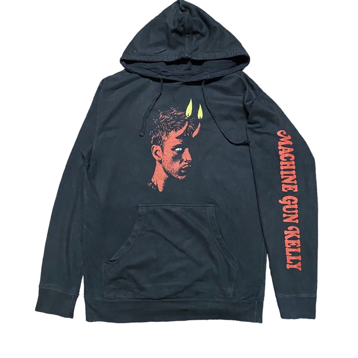 image of Independent Trading Co x Tour Tee Mgk Machine Gun Kelly Hoodie 'hotel Diablo Vacancy in Black (Size