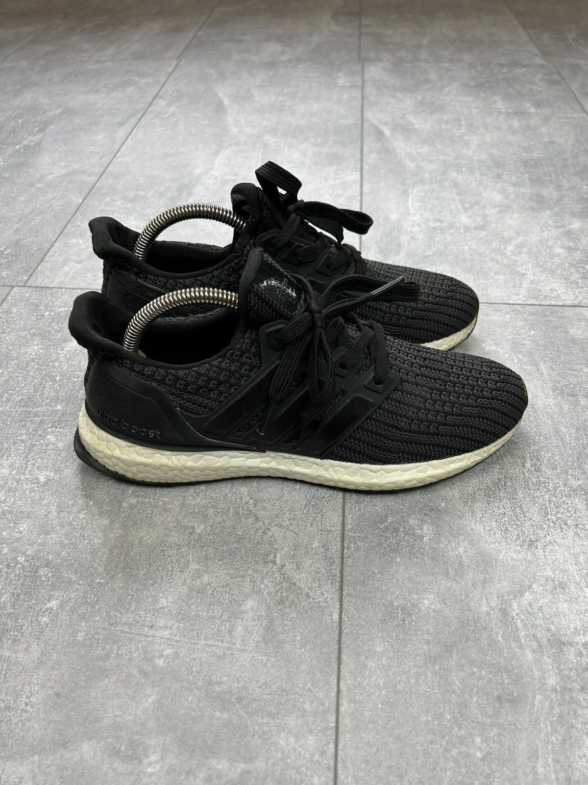 Adidas Women’s Adidas Ultra Boost 4.0 Sneakers running size 39 y2k Size US 9 / IT 39 - 8 Thumbnail