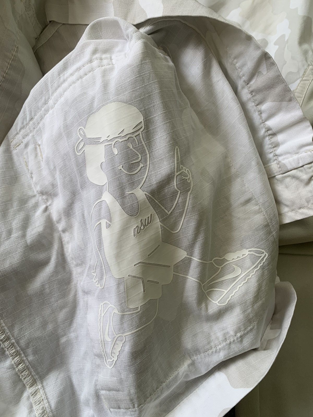 Nike Nike Sportswear NSW Camo Jacket Light Bone White Size US L / EU 52-54 / 3 - 5 Thumbnail