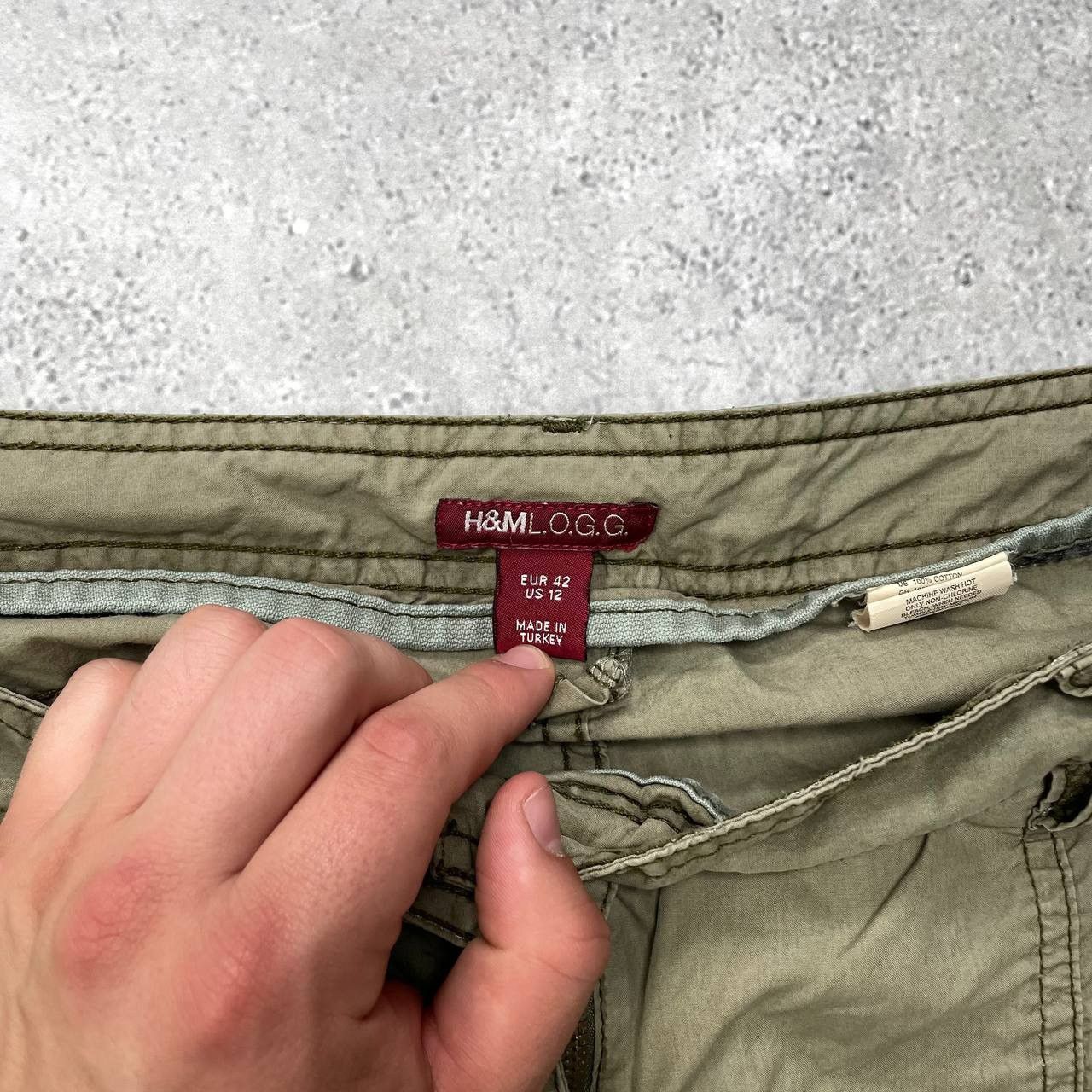 Japanese Brand Vintage H&M Y2K Straight Fit Cargo Pants Women’s Beige Size 34" / US 12 / IT 48 - 7 Thumbnail