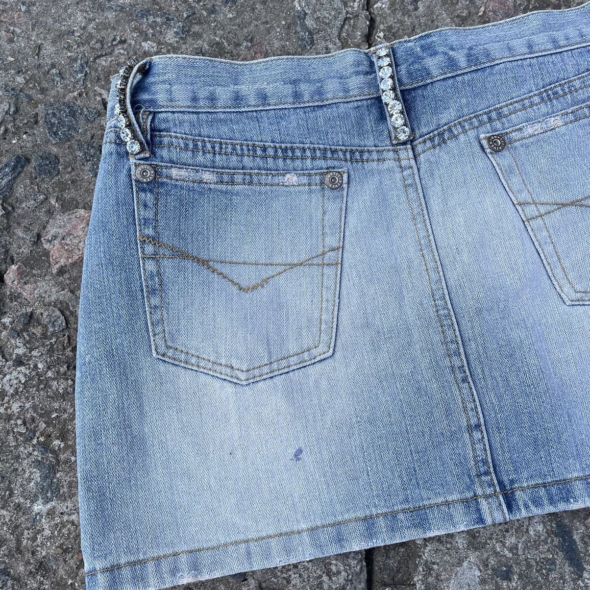 If Six Was Nine Vintage 90s Jeans Mini Skirt Distressed Buymypiece 90s Size 30" / US 8 / IT 44 - 8 Thumbnail