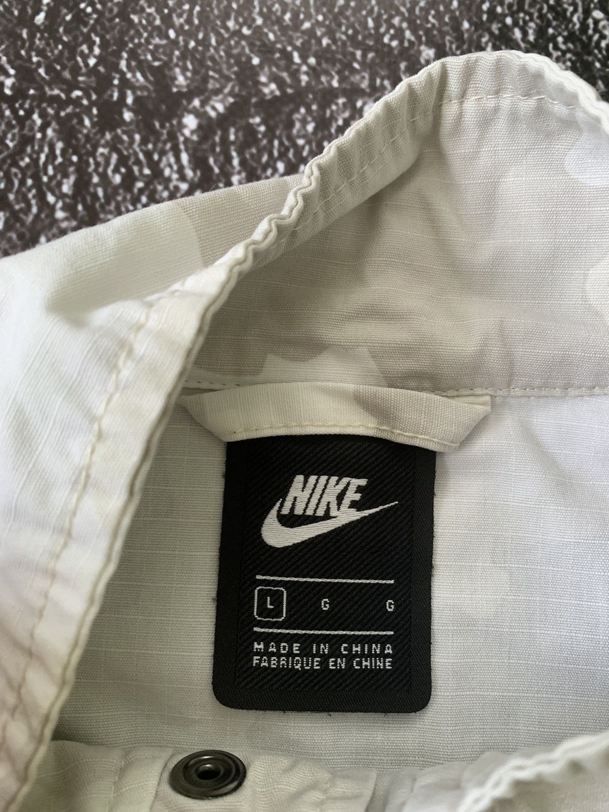Nike Nike Sportswear NSW Camo Jacket Light Bone White Size US L / EU 52-54 / 3 - 6 Thumbnail