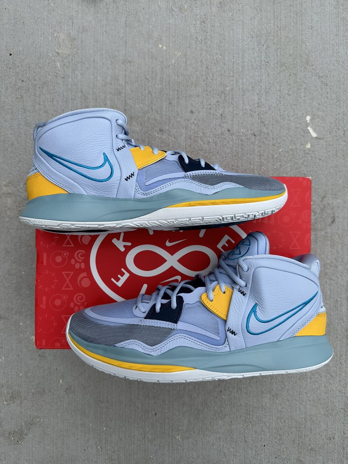 image of 2022 Nike Kyrie Infinity Future Past Basketball High Top Shoes in Blue, Men's (Size 13)