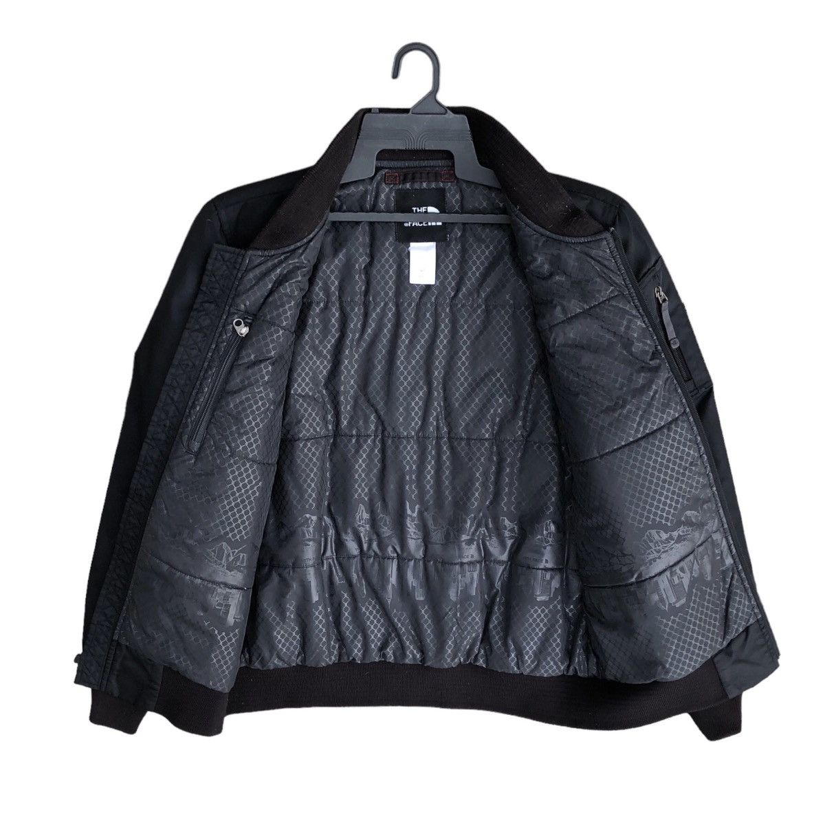 えぴぴあん【THE NORTH FACE】MA-1タイプNY01470 The North Face MA-1 NY01470 Bomber Jacket