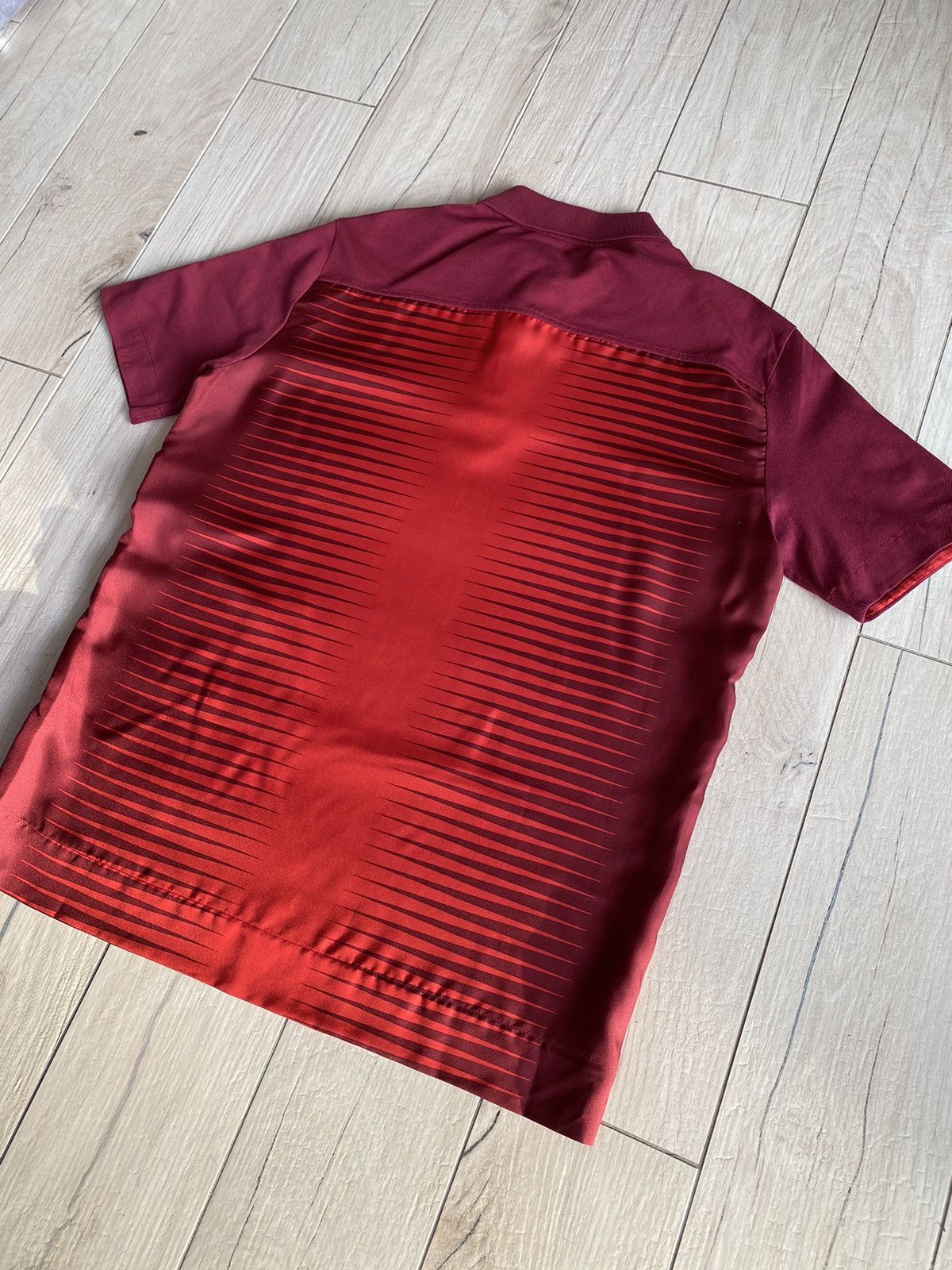 Balenciaga SS12 Balenciaga Two Tone Abstract Silk Polo T-Shirt Size US L / EU 52-54 / 3 - 5 Thumbnail