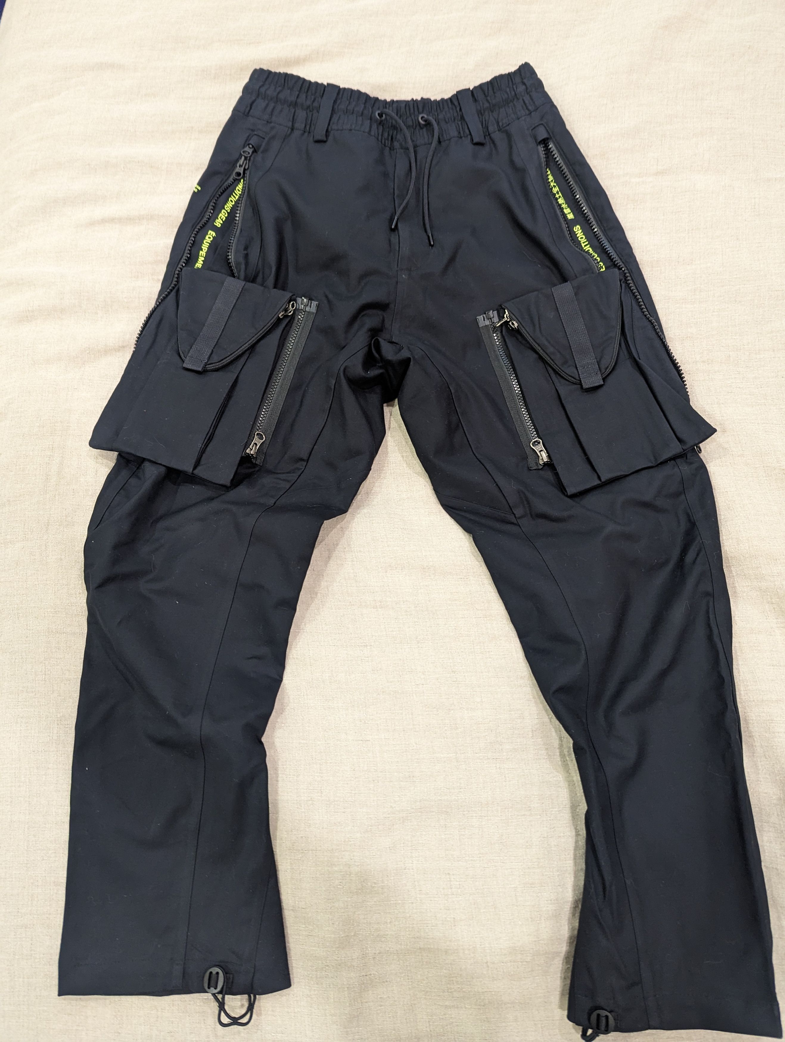 nike men nrg acg woven cargo pants black