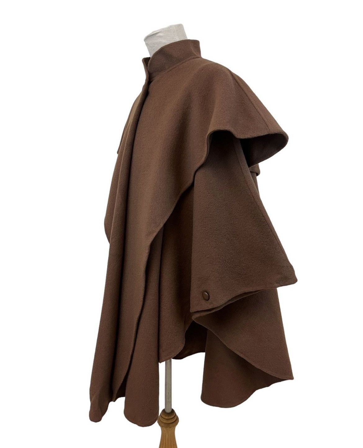 Cloak Wealthy Royal Mayor Soleil Cloaks Size US M / EU 48-50 / 2 - 4 Thumbnail