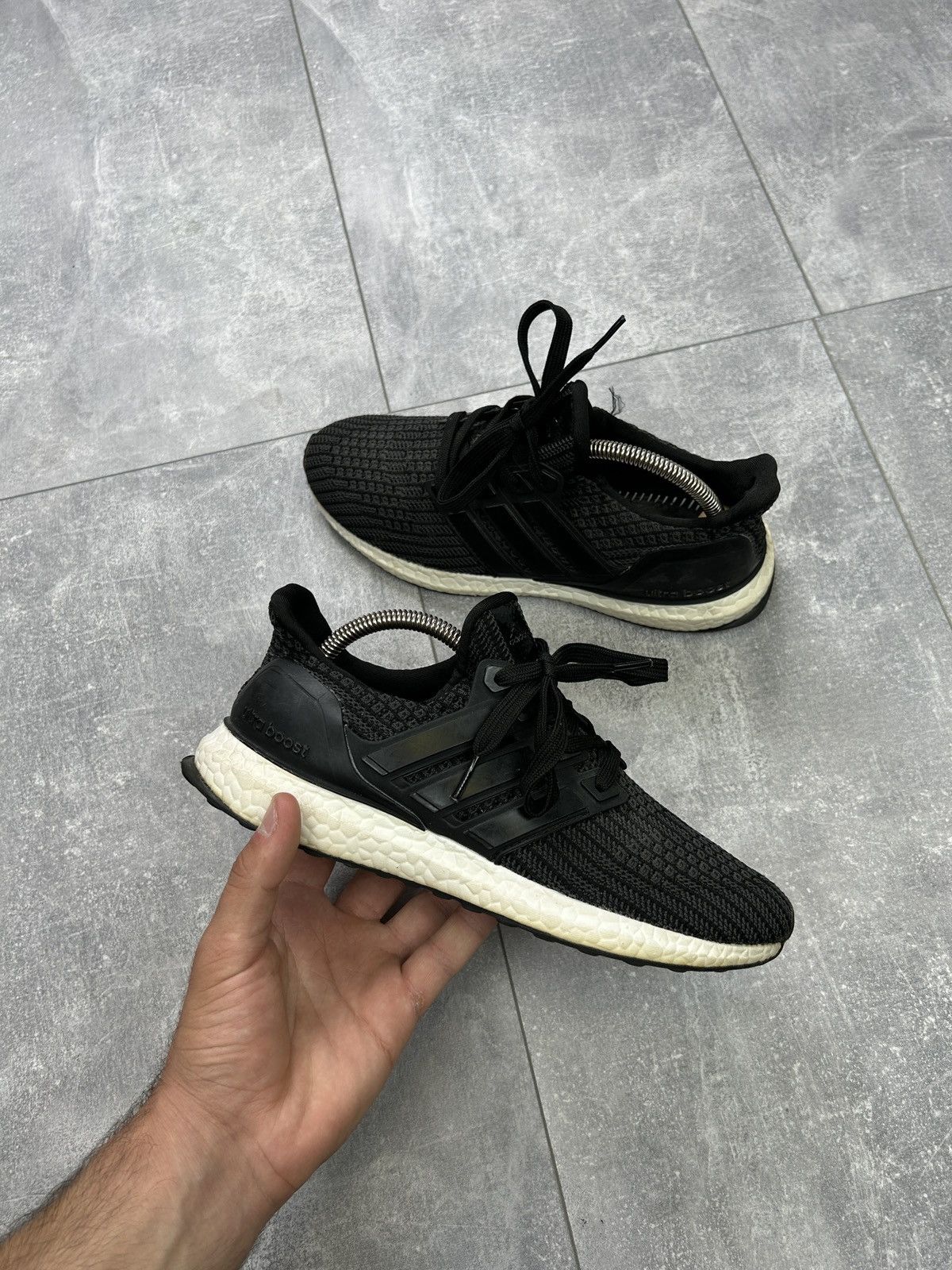 Adidas Women’s Adidas Ultra Boost 4.0 Sneakers running size 39 y2k Size US 9 / IT 39 - 1 Thumbnail