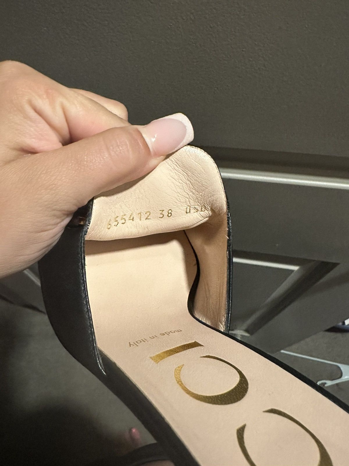 Gucci WOMEN'S SLIDE SANDAL WITH HORSEBIT Size US 7.5 / IT 37.5 - 3 Thumbnail