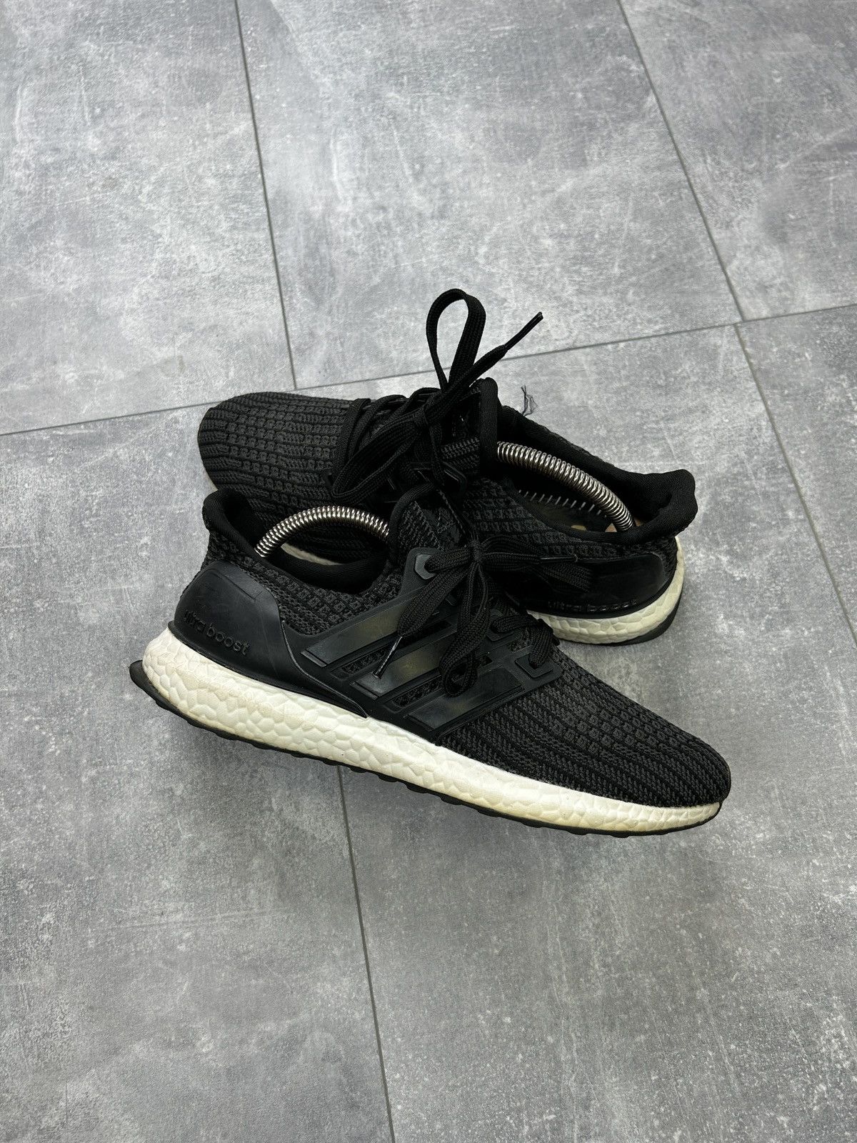 Adidas Women’s Adidas Ultra Boost 4.0 Sneakers running size 39 y2k Size US 9 / IT 39 - 4 Thumbnail