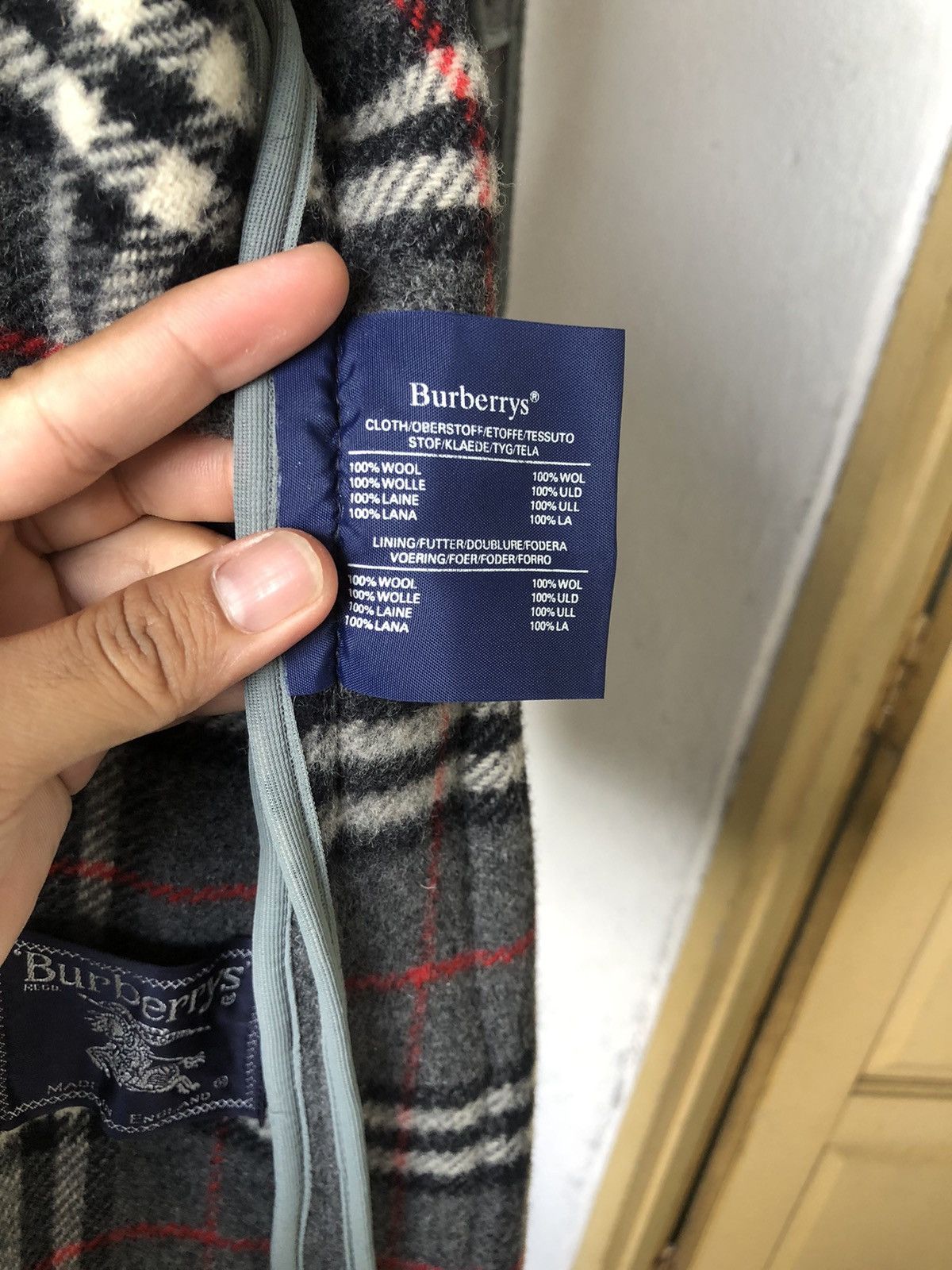 Burberry Vintage Burberry Speciality Nova Check Duffle Coat Size US M / EU 48-50 / 2 - 10 Thumbnail