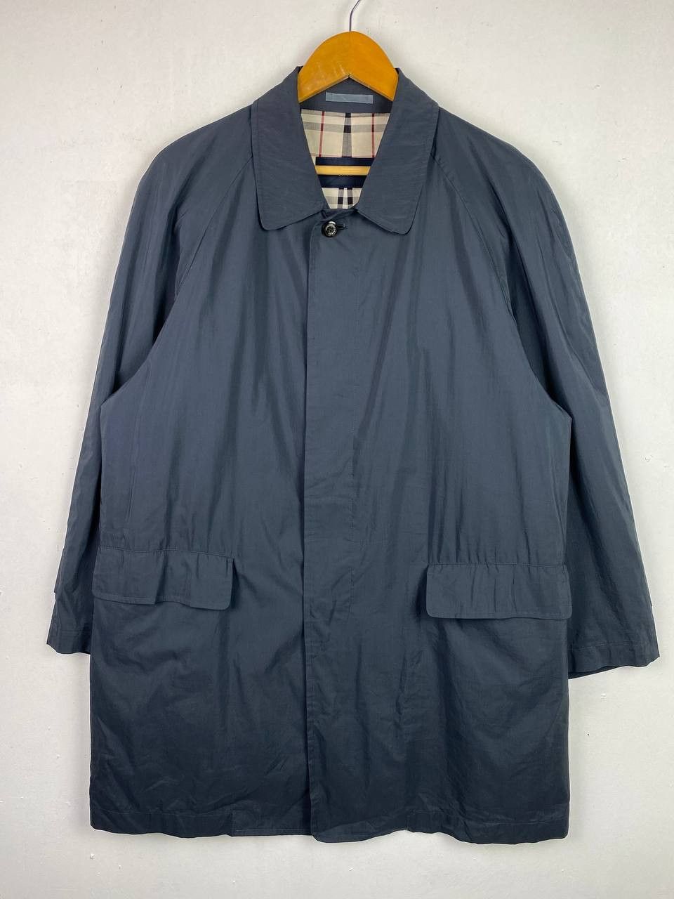 Burberry Vintage Rare Burberry nylon Long Coat Nova Check lining Size US M / EU 48-50 / 2 - 2 Thumbnail