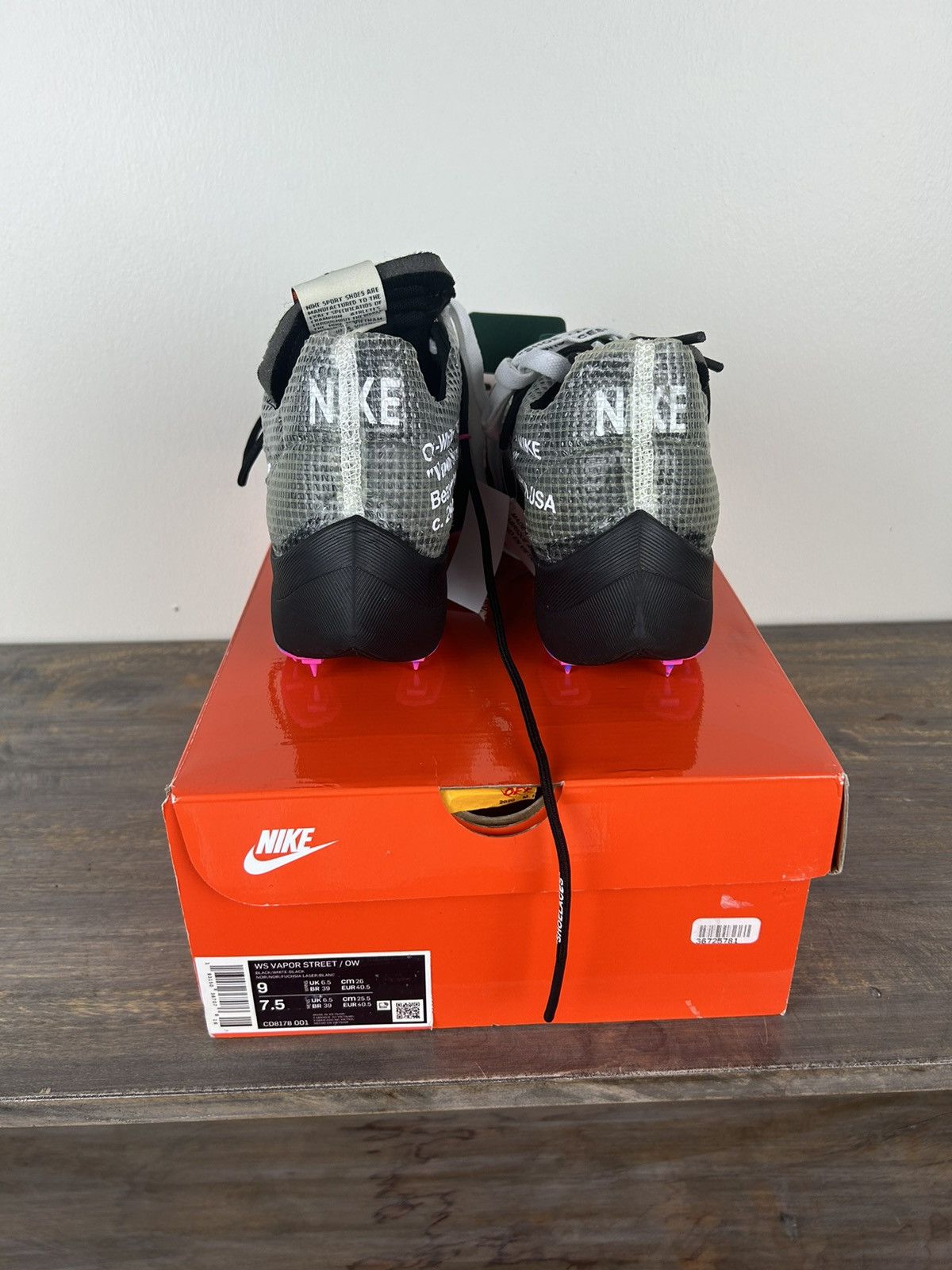 Nike × Off-White Off-White x Nike Vapor Street Size US 7.5 / EU 40-41 - 4 Thumbnail