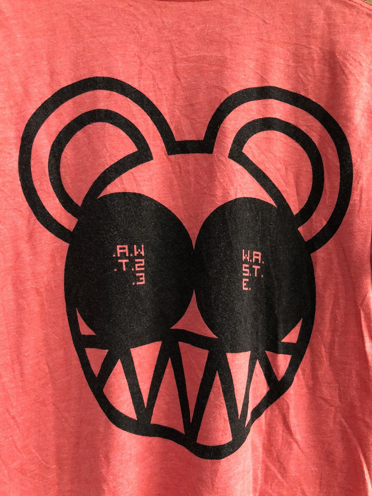 Band Tees RADIOHEAD SHIRT W.A.S.T.E TAG Size US XS / EU 42 / 0 - 5 Thumbnail