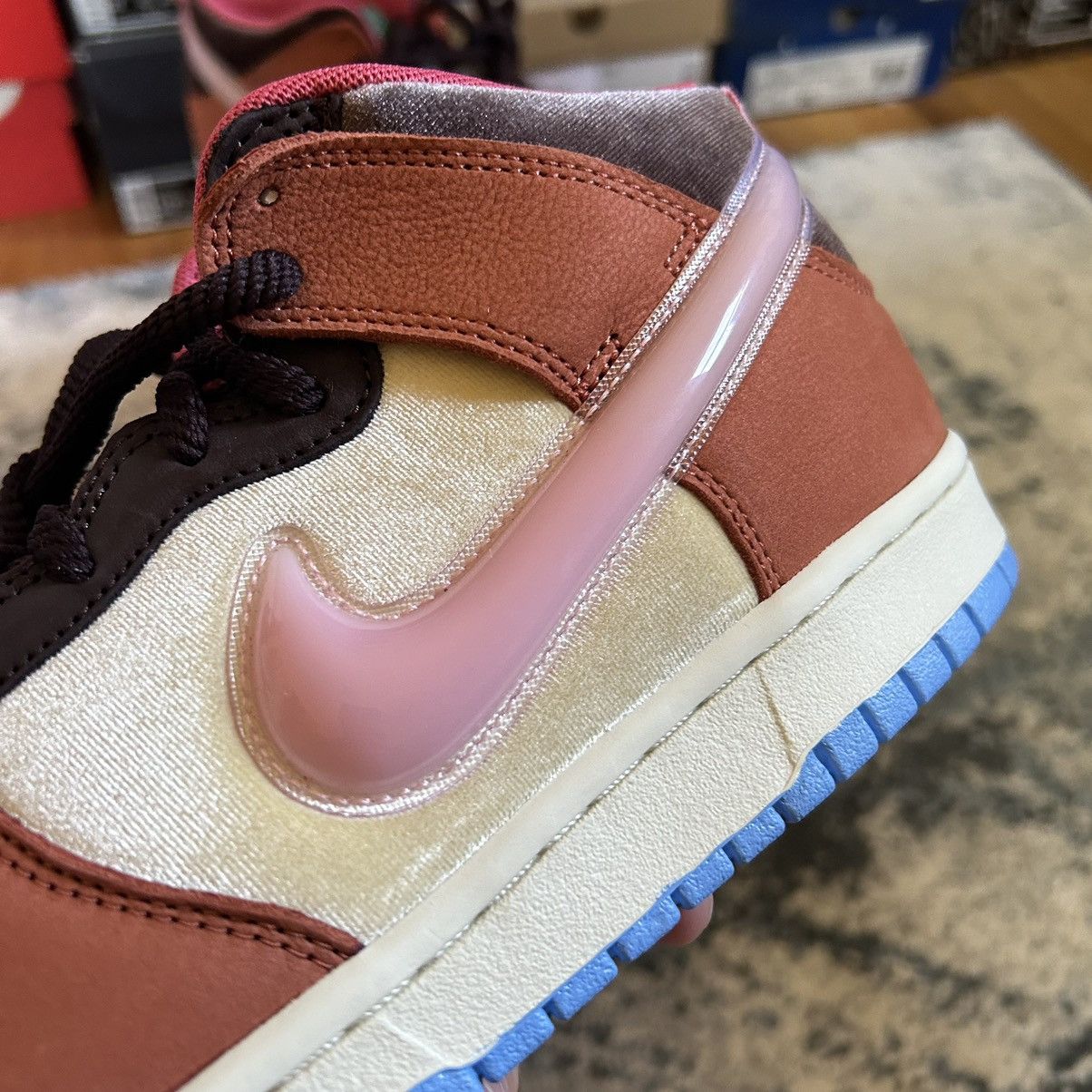 Nike × Social Status SOCiAL STATUS FREE LUNCH CHOCOLATE MiLK DUNK MiD CHUNKY NSW Size US 9.5 / EU 42-43 - 3 Thumbnail