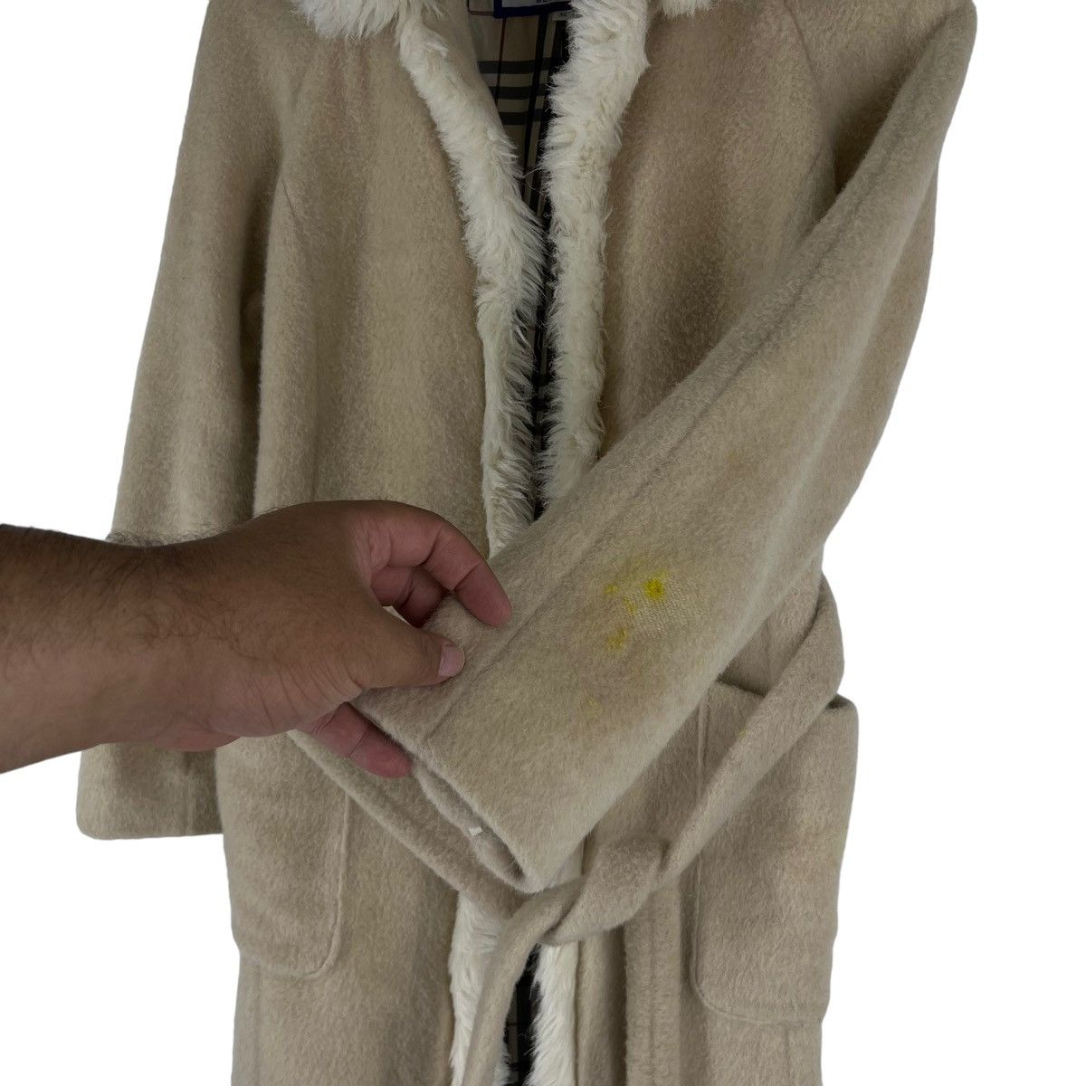 Burberry VINTAGE BURBERRY LONDON BLUE LABEL JACKET MINK FUR COLLAR Size XS / US 0-2 / IT 36-38 - 4 Thumbnail